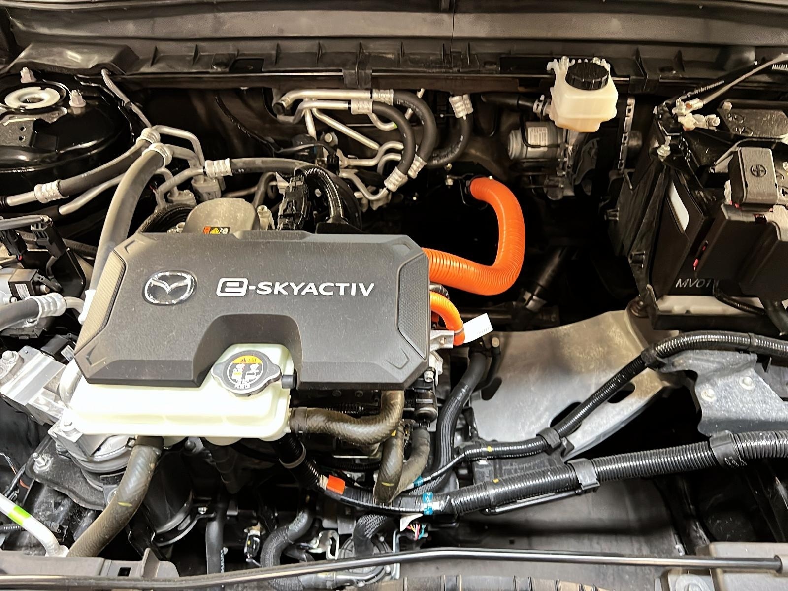 Mazda MX-30 GT TOIT 2023 - image #12