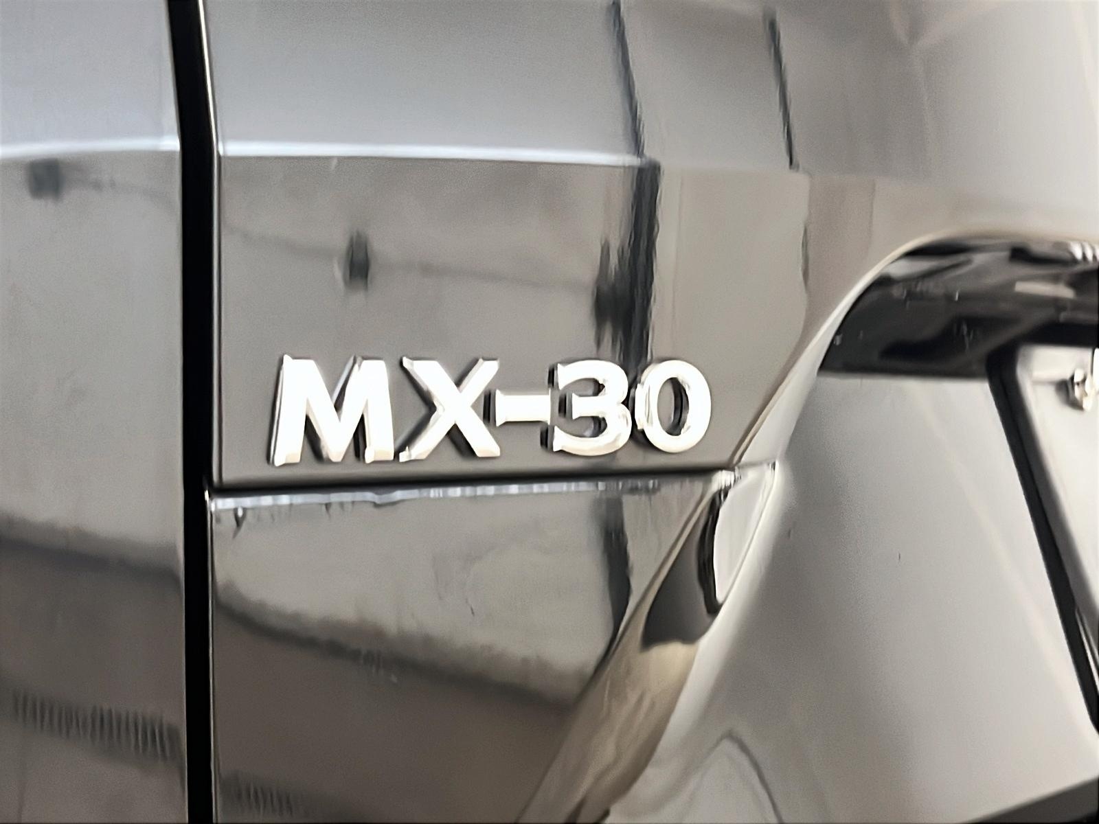 Mazda MX-30 GT TOIT 2023 - image #29