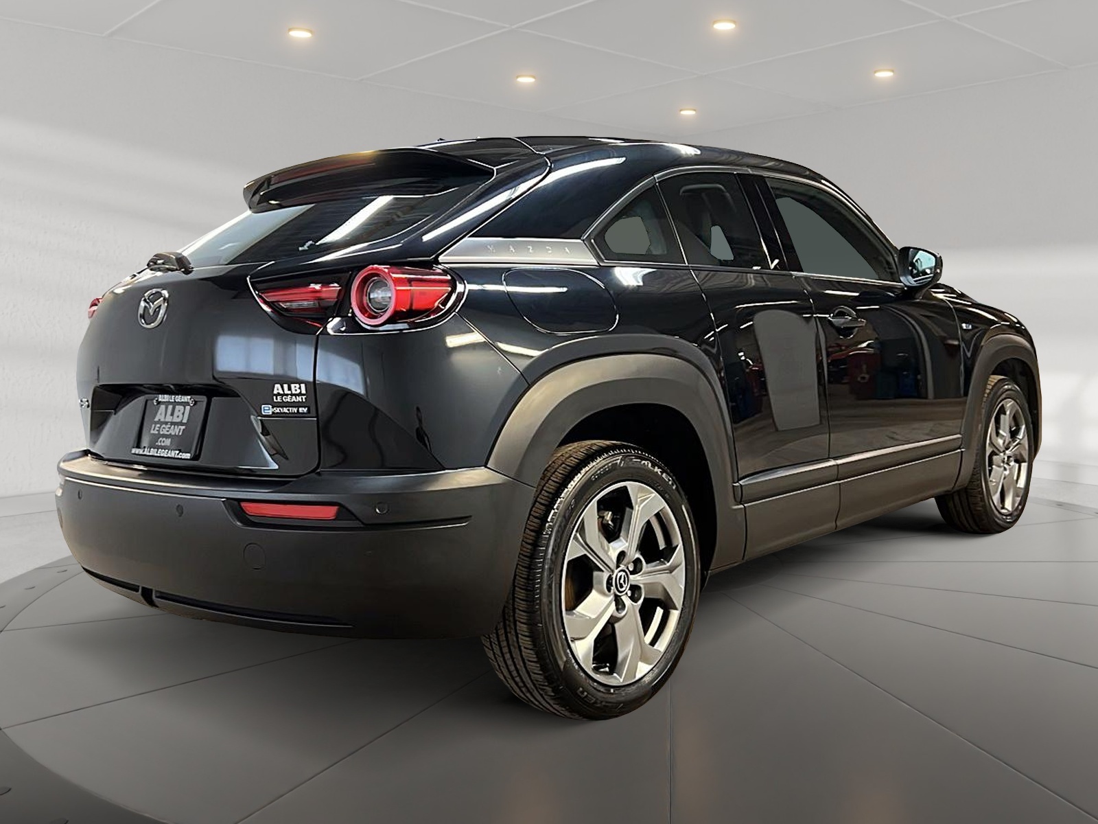 Mazda MX-30 GT TOIT 2023 - image #4