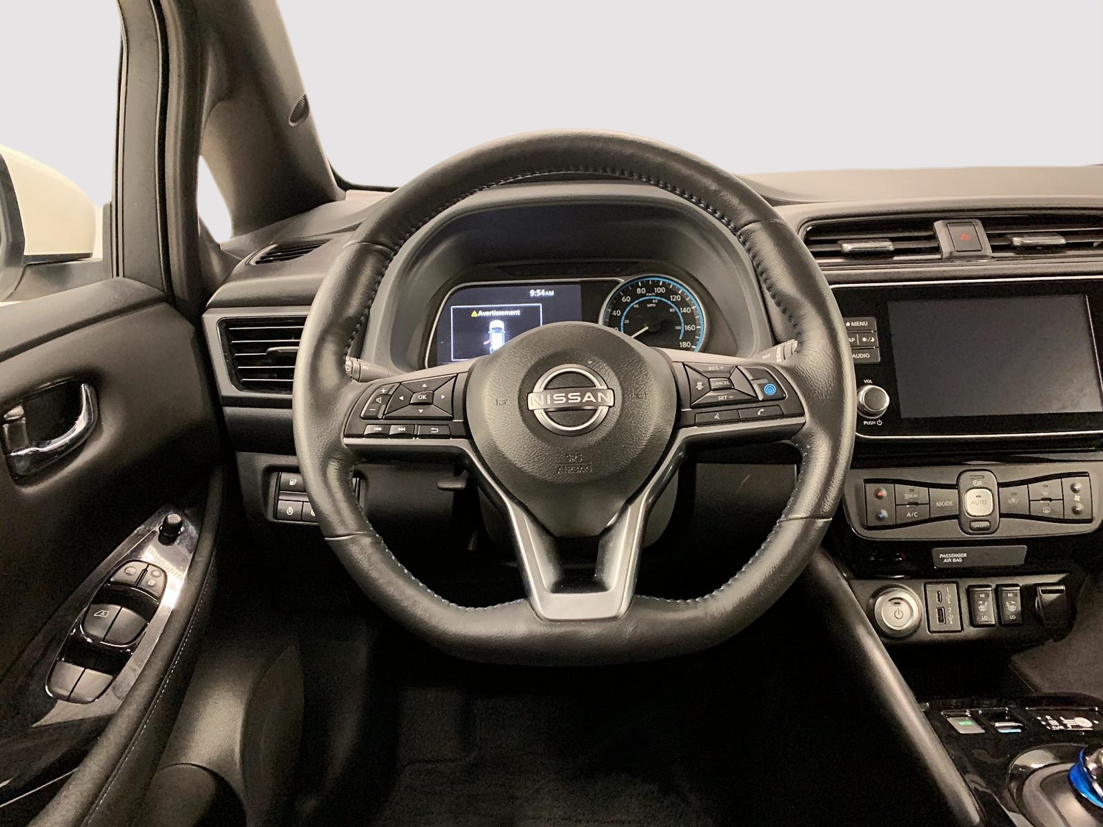 Nissan Leaf SV NAV 2023 - image #10