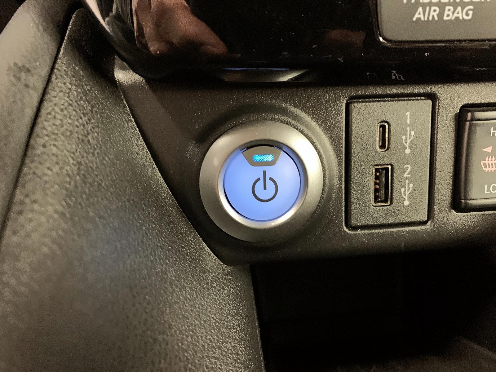 Nissan Leaf SV NAV 2023 - image #18