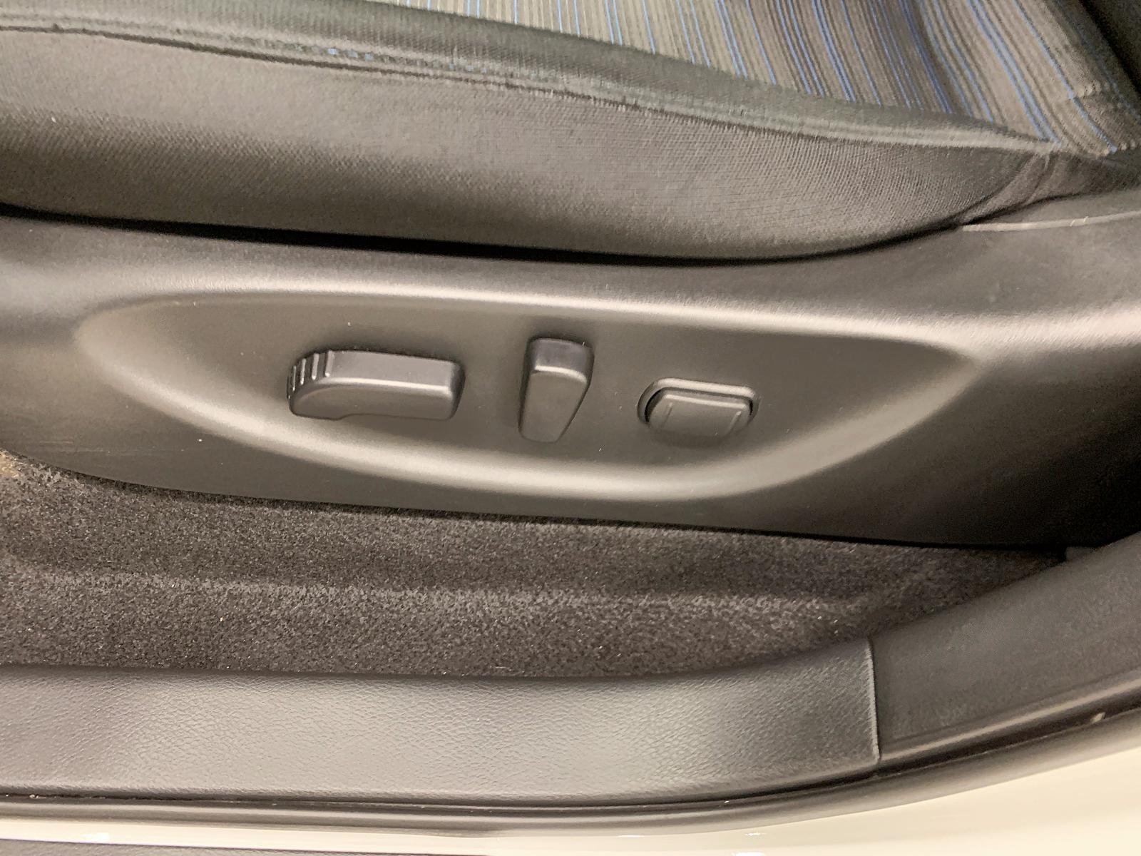 Nissan Leaf SV NAV 2023 - image #23