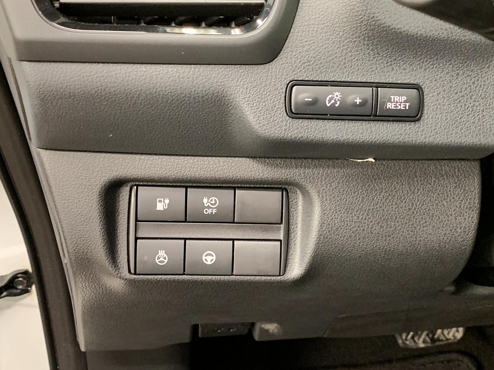 Nissan Leaf SV NAV 2023 - image #21