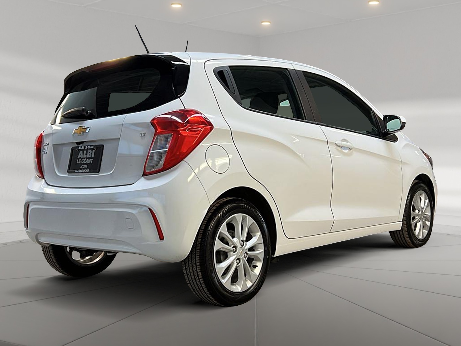Chevrolet Spark 1LT 2022 - image #4