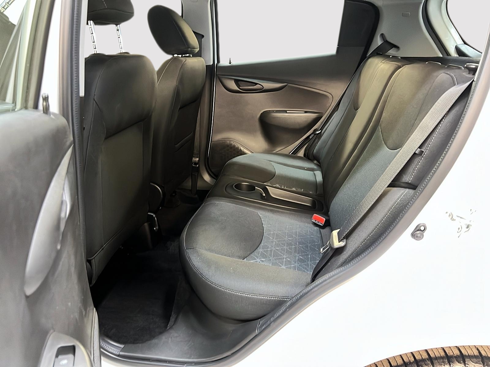 Chevrolet Spark 1LT 2022 - image #9