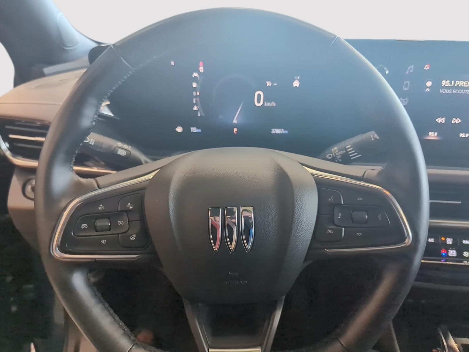 Buick Envista AVENIR CUIR TOIT 2024 - image #10