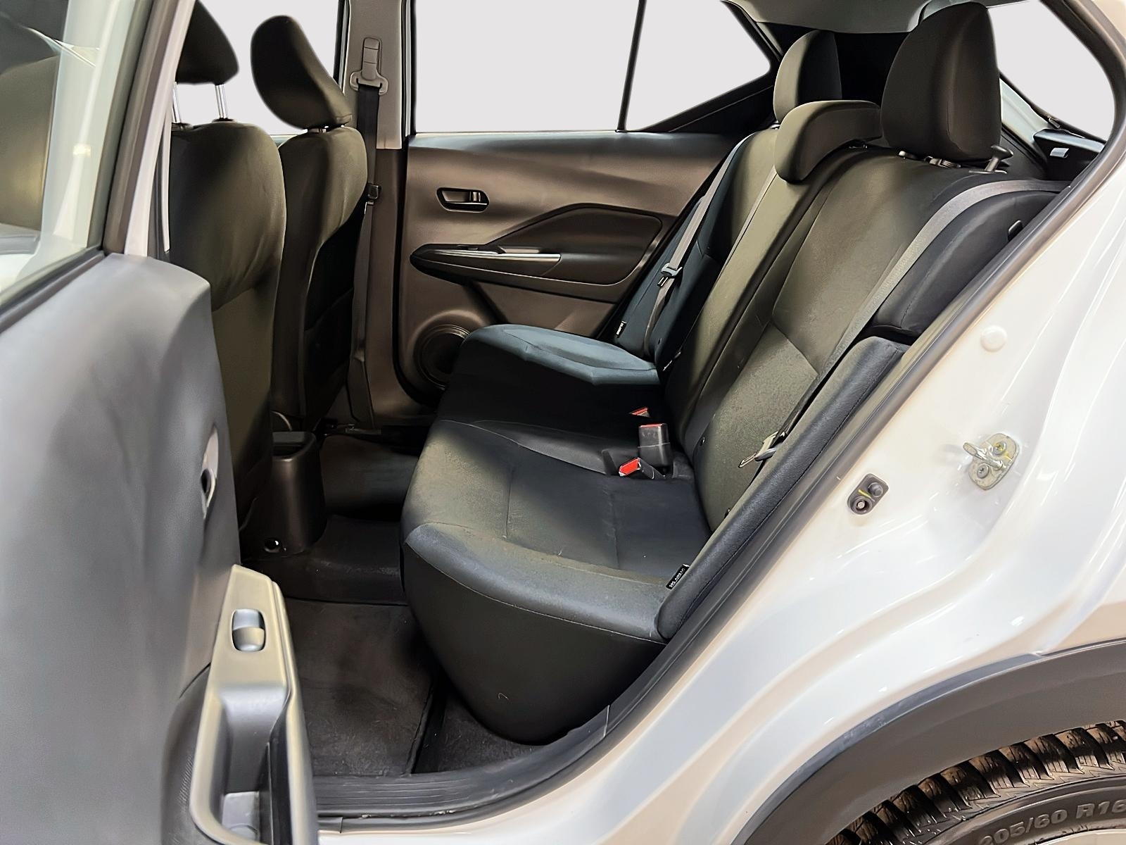 Nissan Kicks S 2023 - image #9
