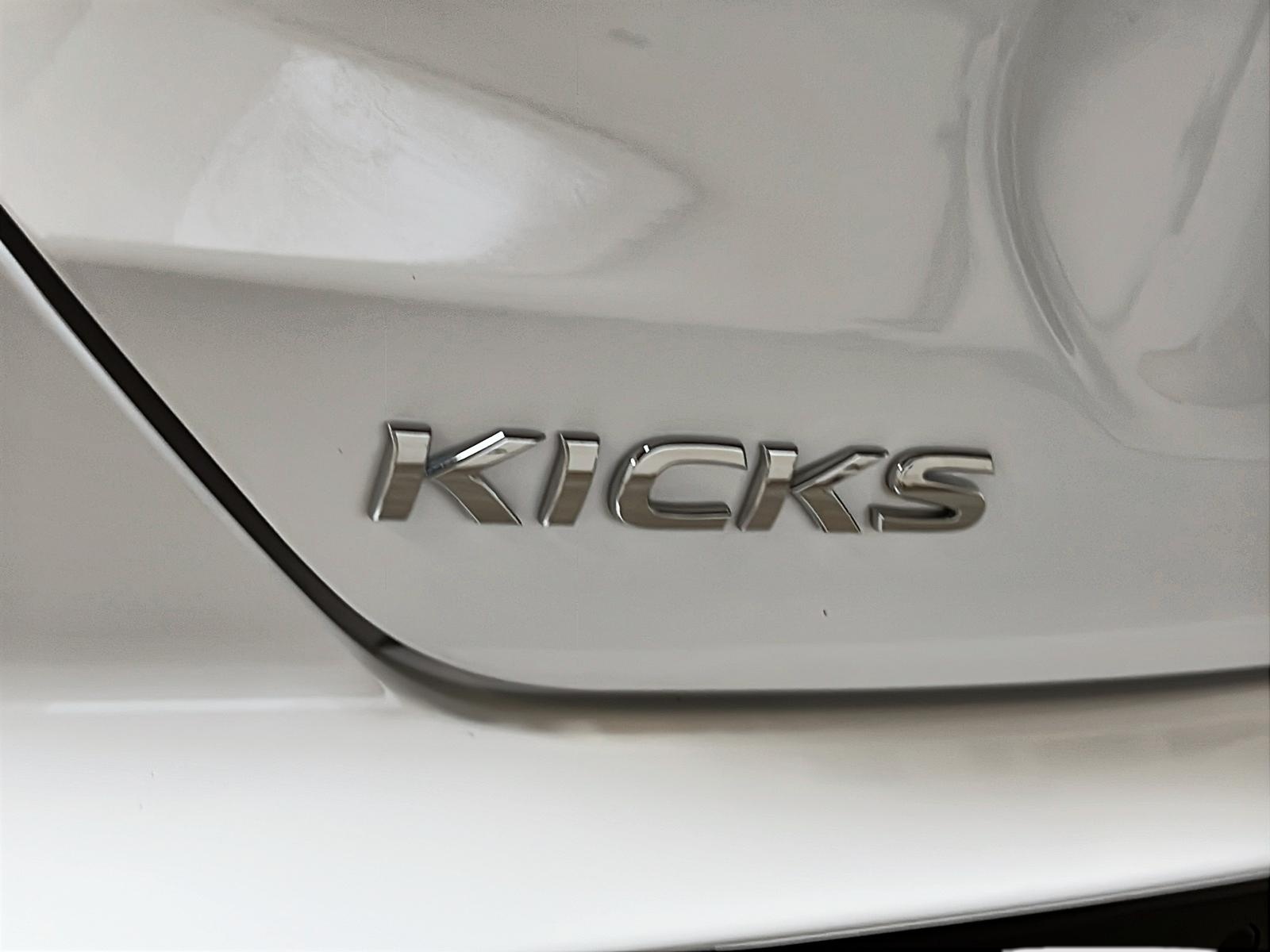 Nissan Kicks S 2023 - image #23