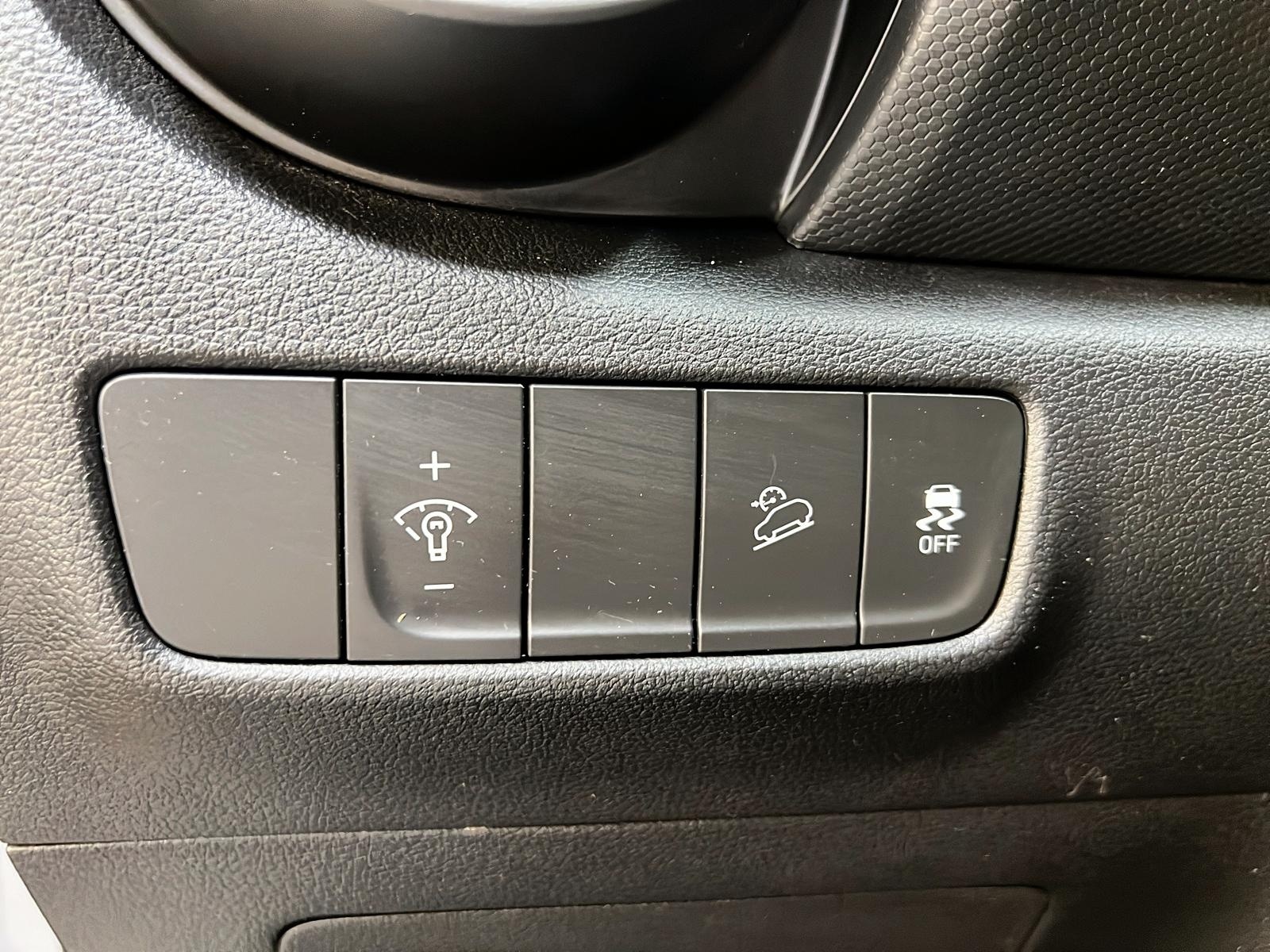 Hyundai Kona 2023 - Image #20