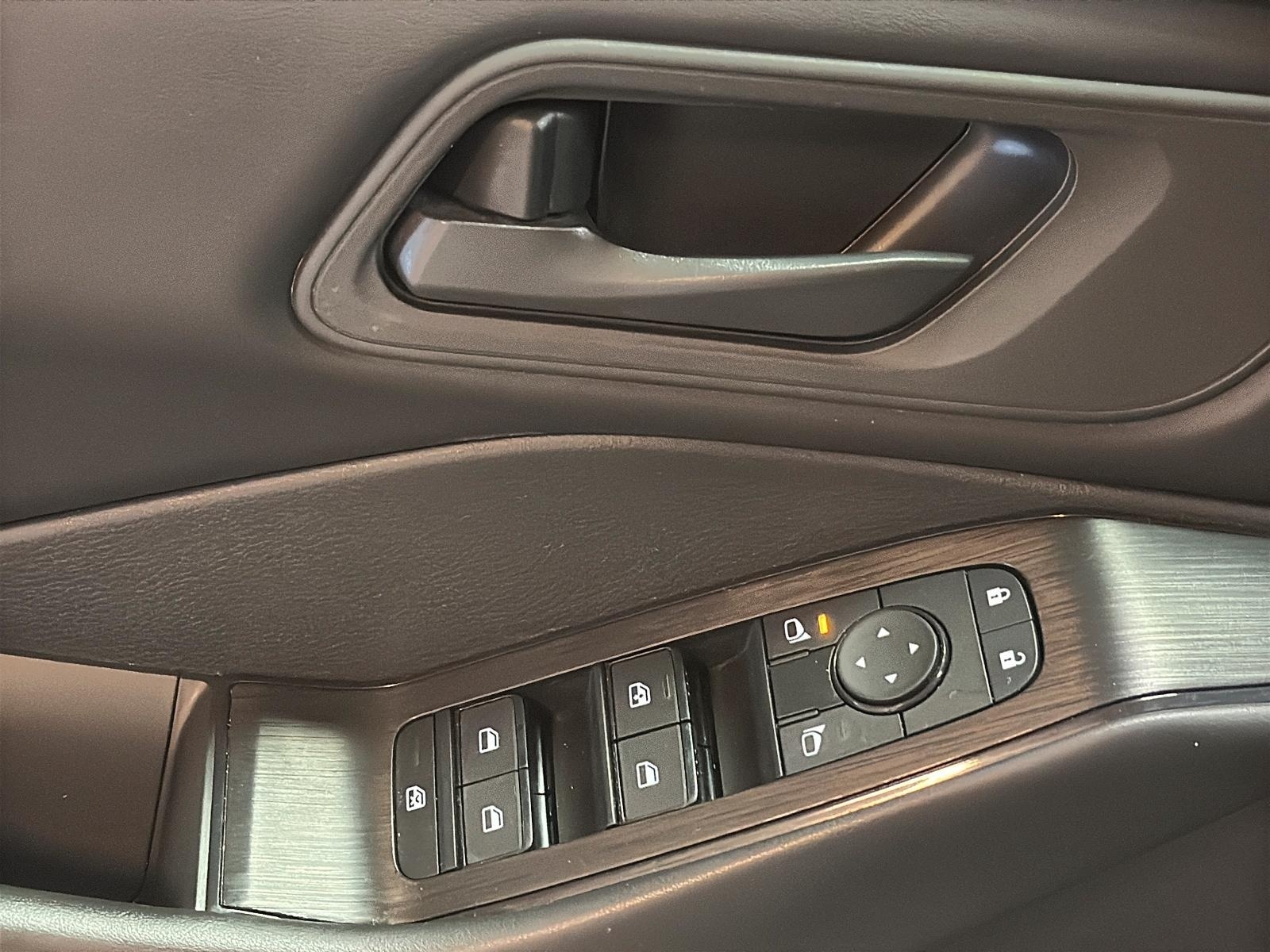 Nissan Rogue S 4RM 2024 - image #22