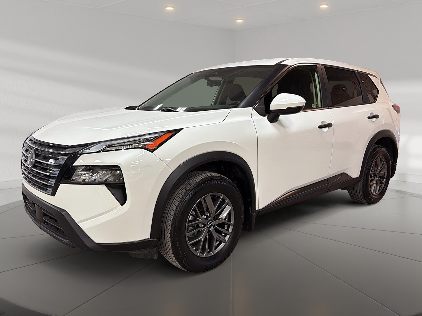 Nissan Rogue S 4RM 2024 - image #1