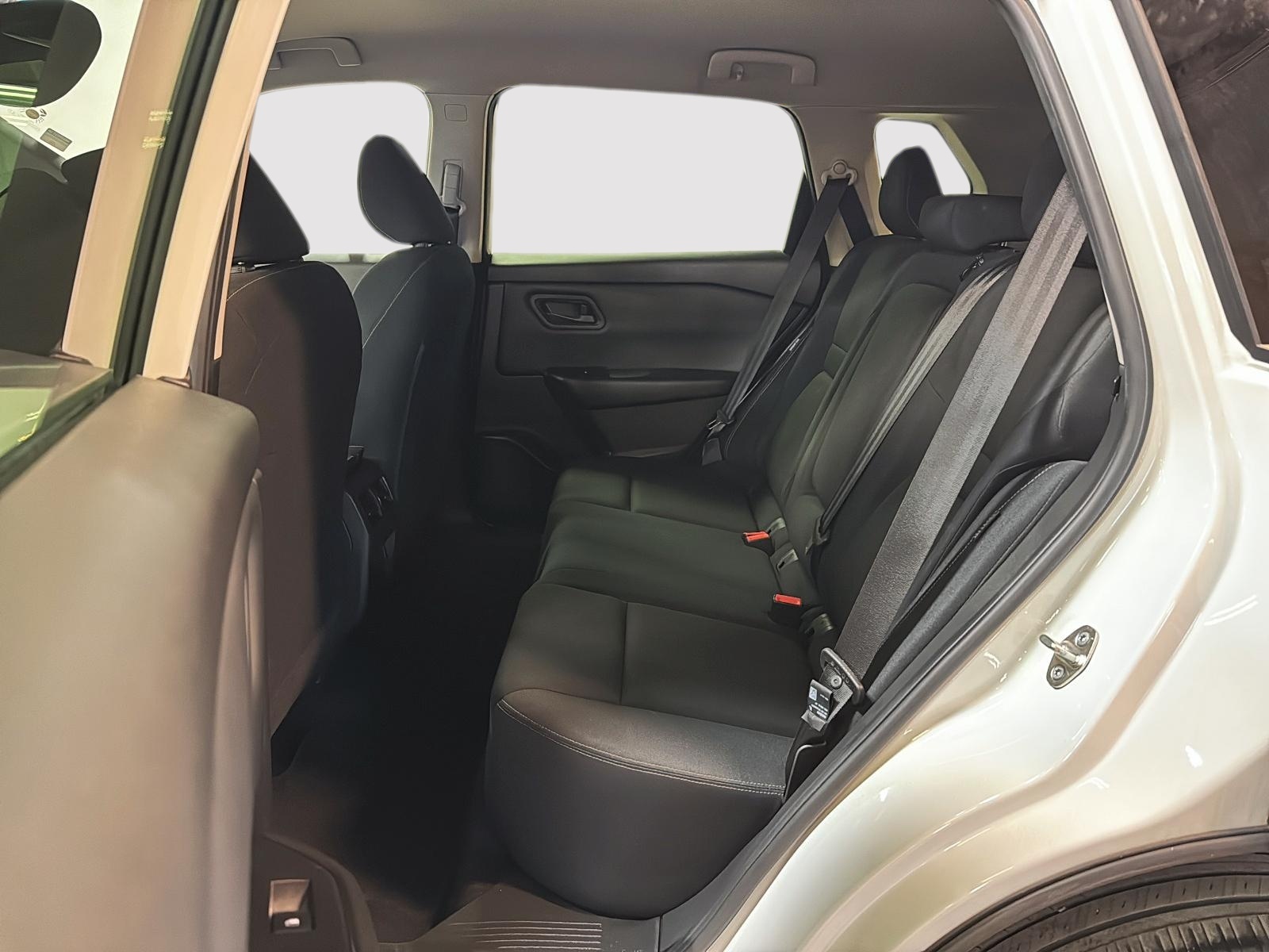 Nissan Rogue S 4RM 2024 - image #9