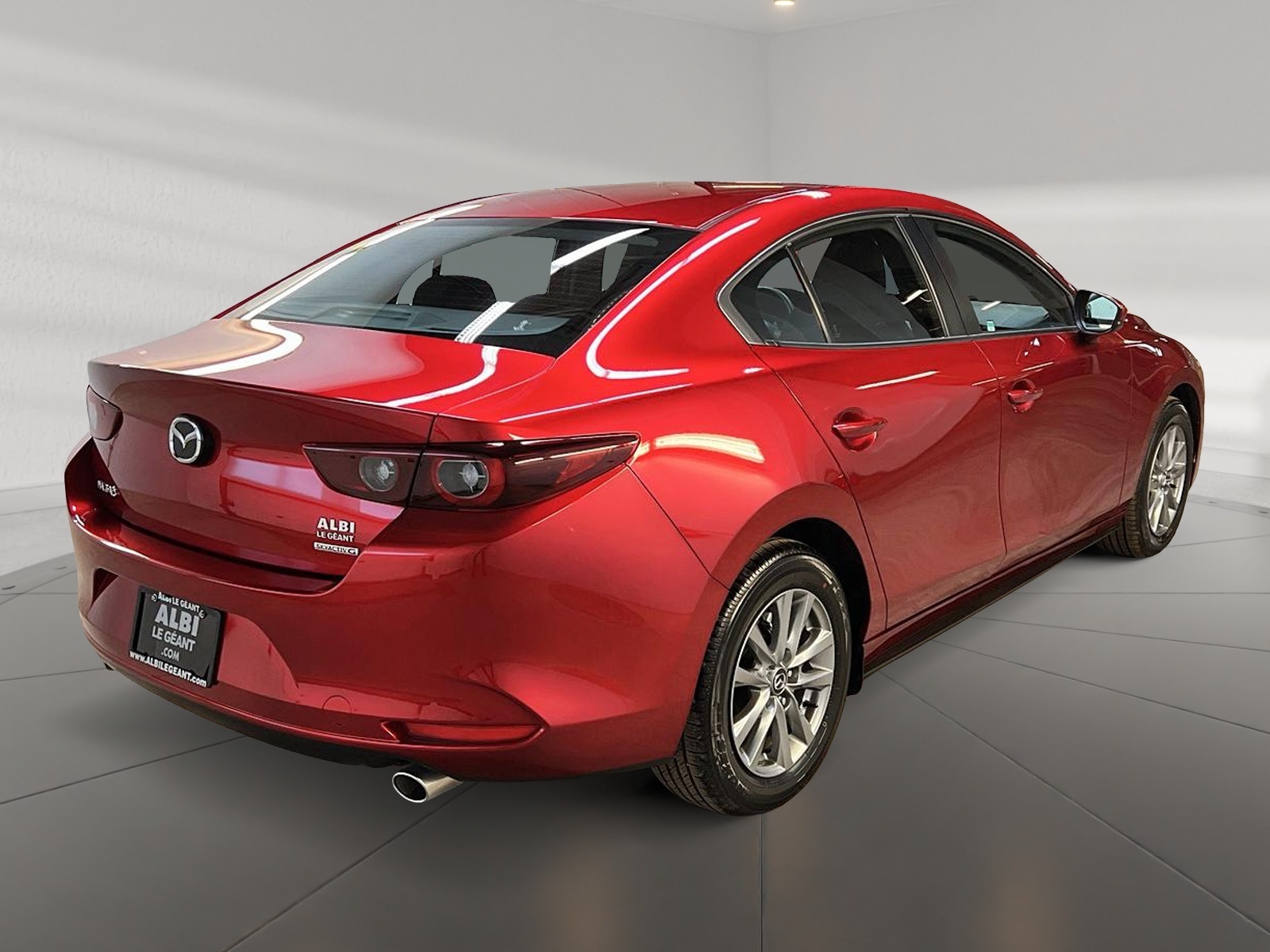 Mazda 3 2024 usagé à vendre VH21050 Découvrez le plus grand