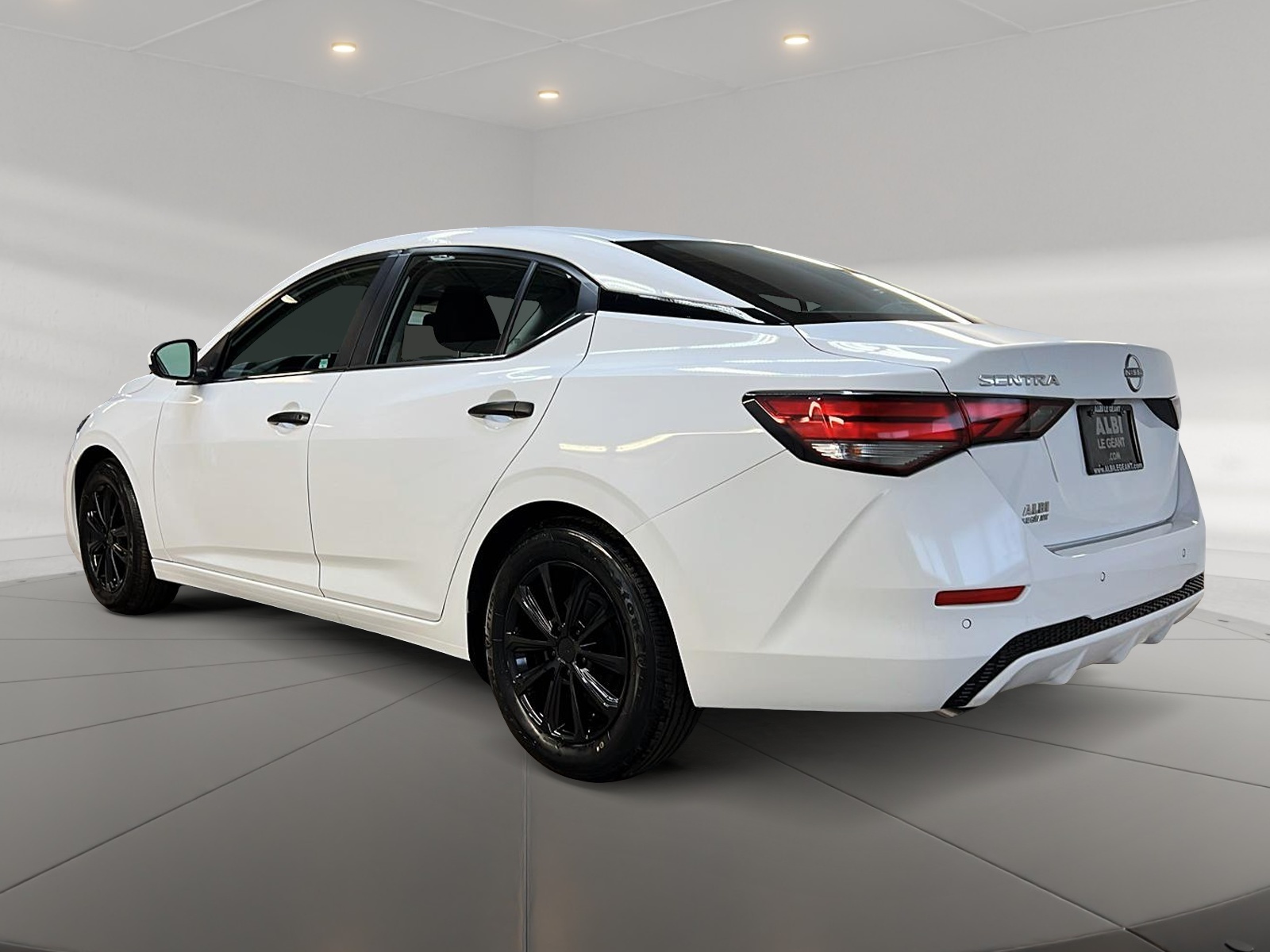 Nissan Sentra S 2024 - image #6