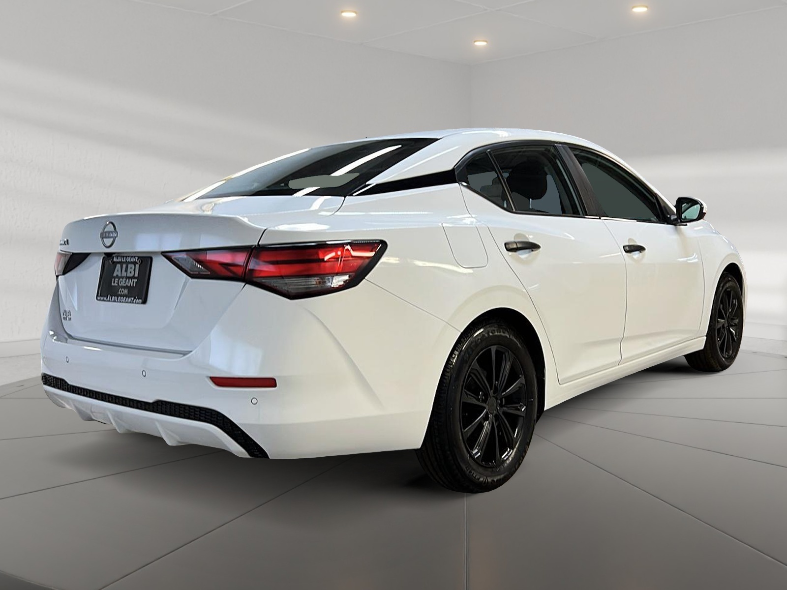 Nissan Sentra S 2024 - image #4