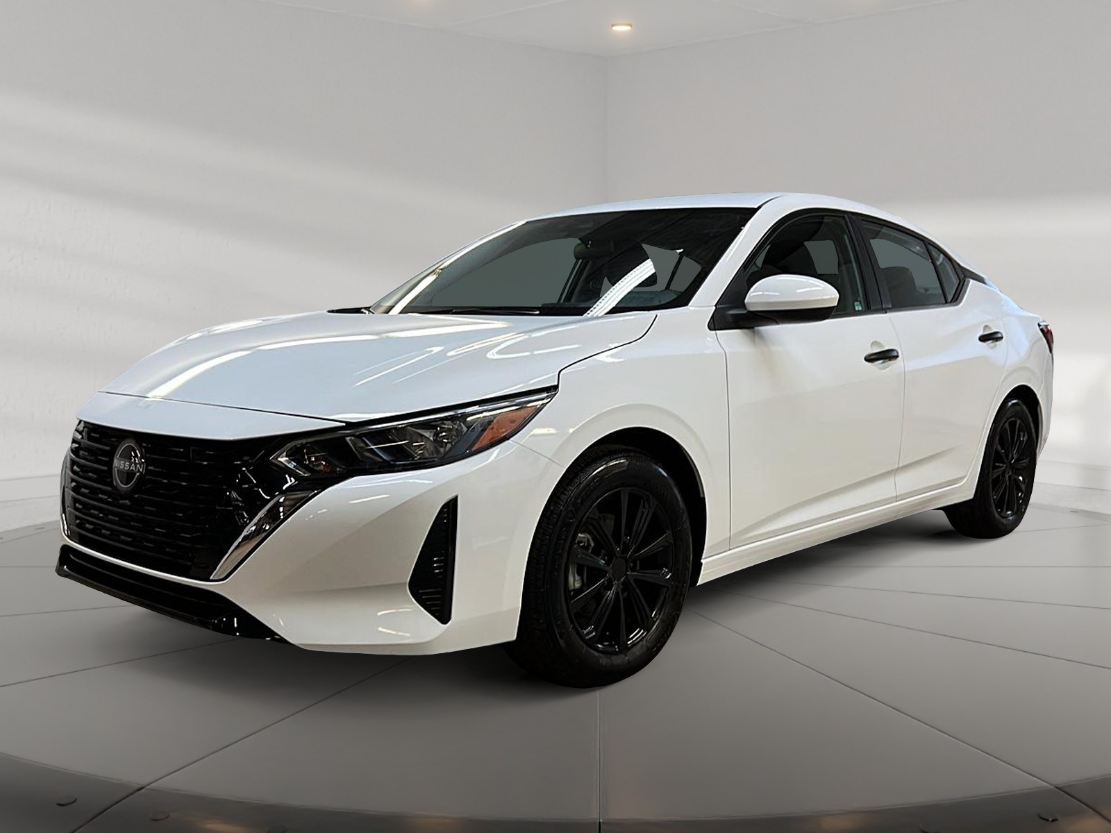 Nissan Sentra S 2024 - image #1