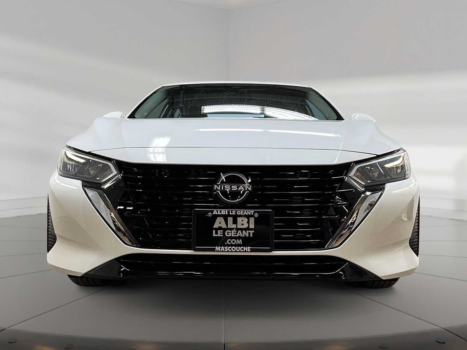 Nissan Sentra S 2024 - image #2