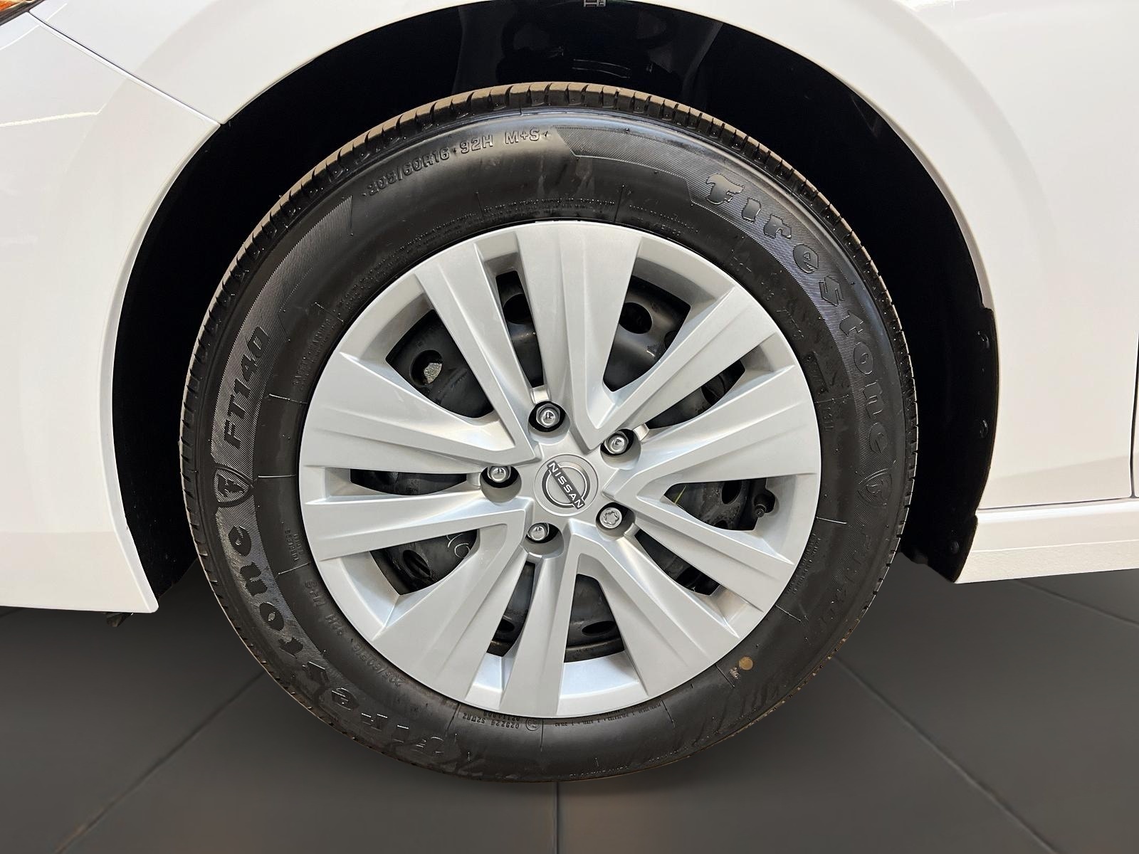 Nissan Sentra S 2024 - image #24