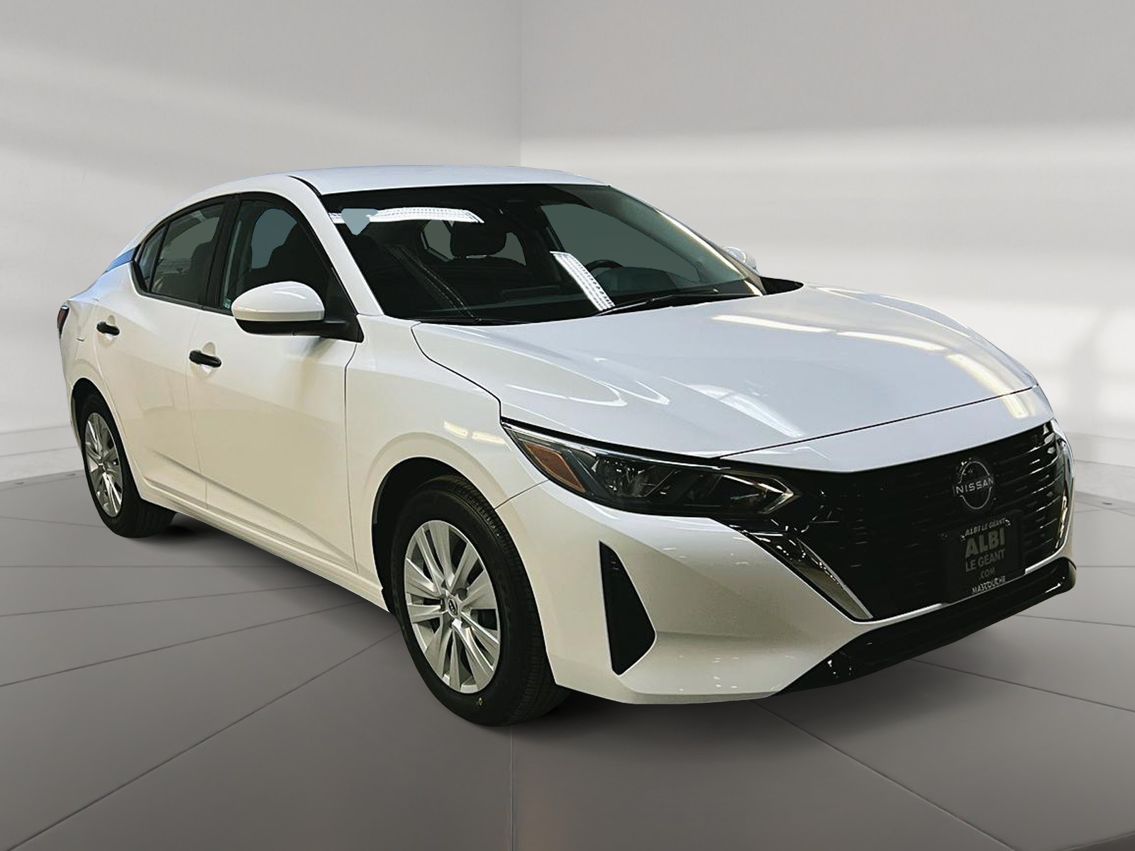 Nissan Sentra S 2024 - image #3