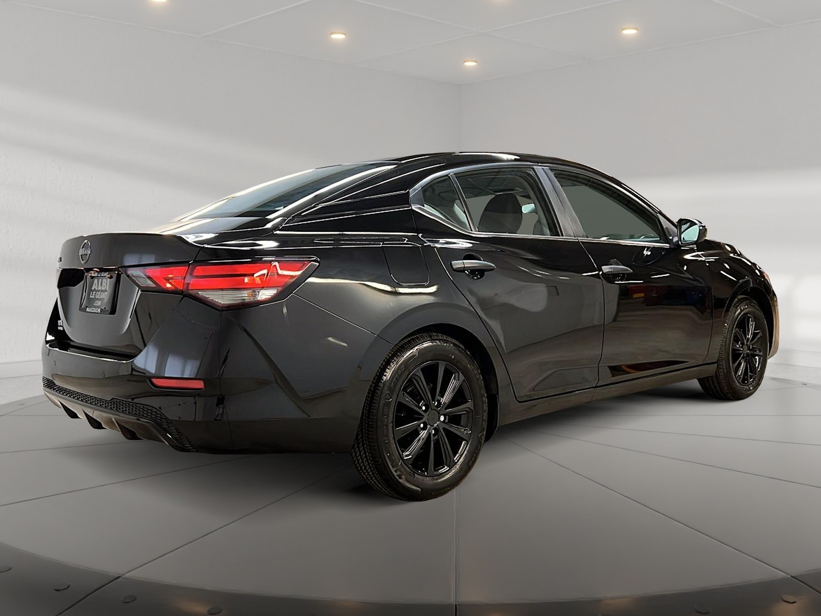Nissan Sentra S 2024 - image #4