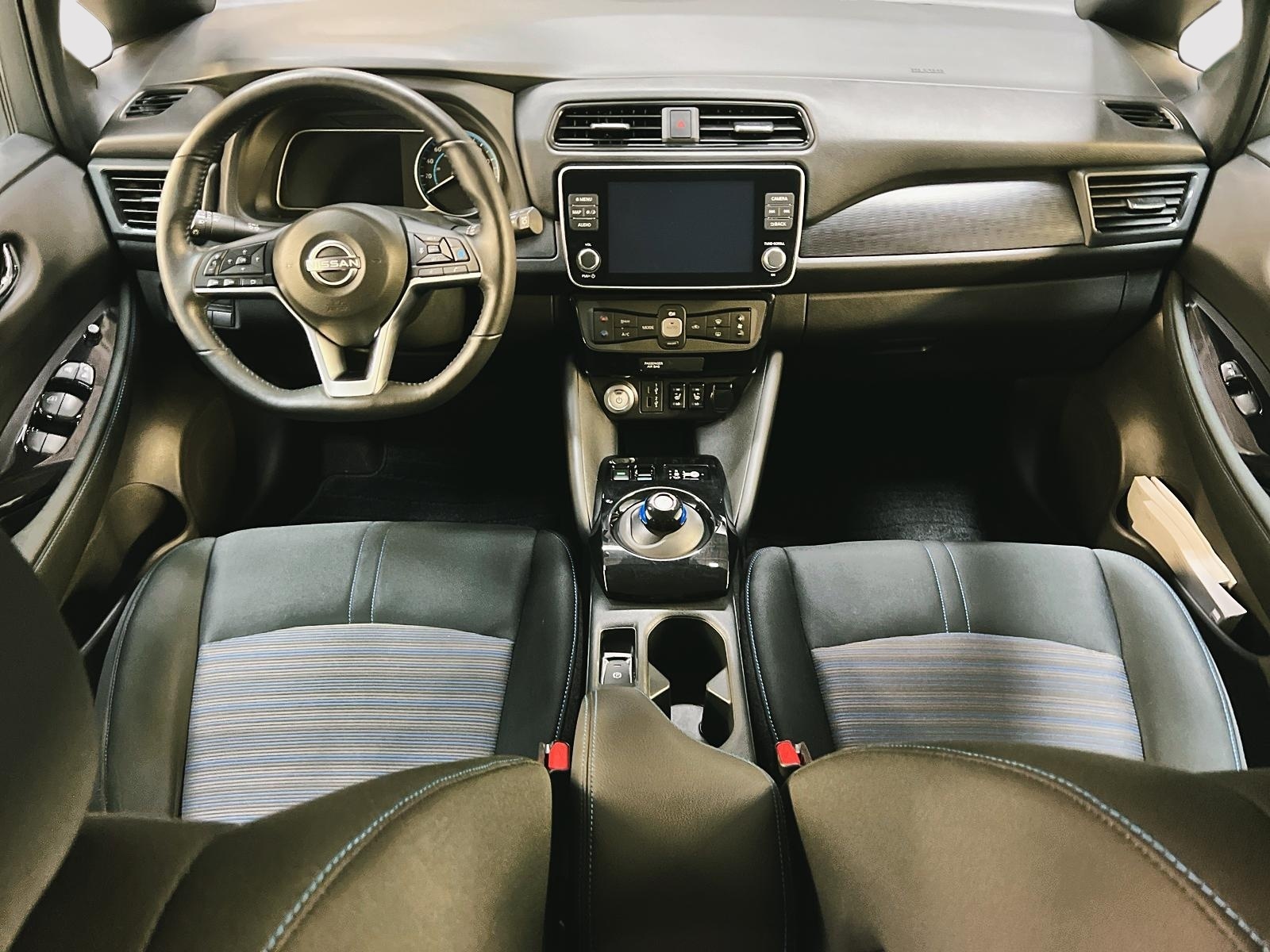 Nissan Leaf SV NAV 2023 - image #10