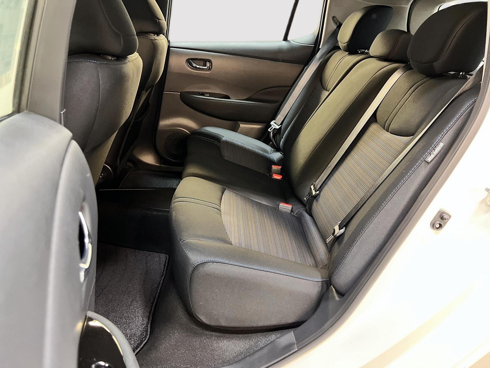 Nissan Leaf SV NAV 2023 - image #9