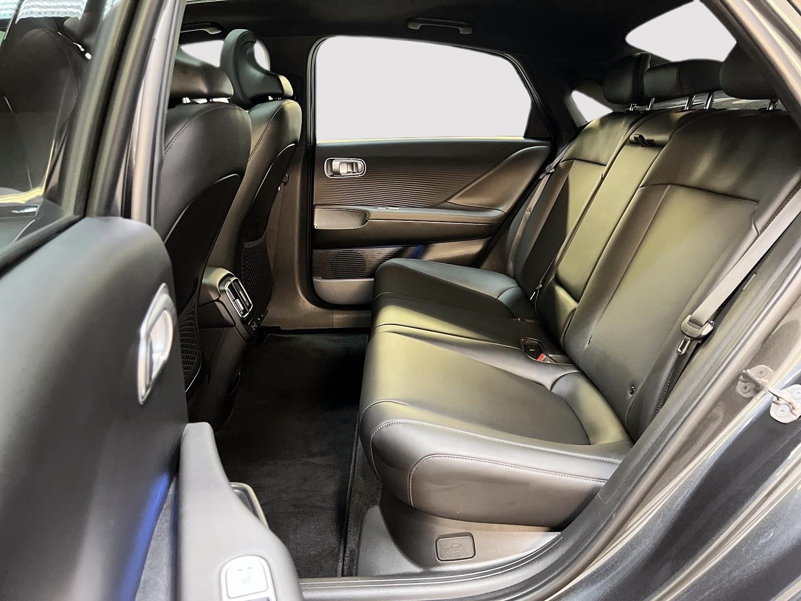 Hyundai IONIQ 6 PREFERRED ULTIMATE  CUIR TOIT NAV 2024 - image #9