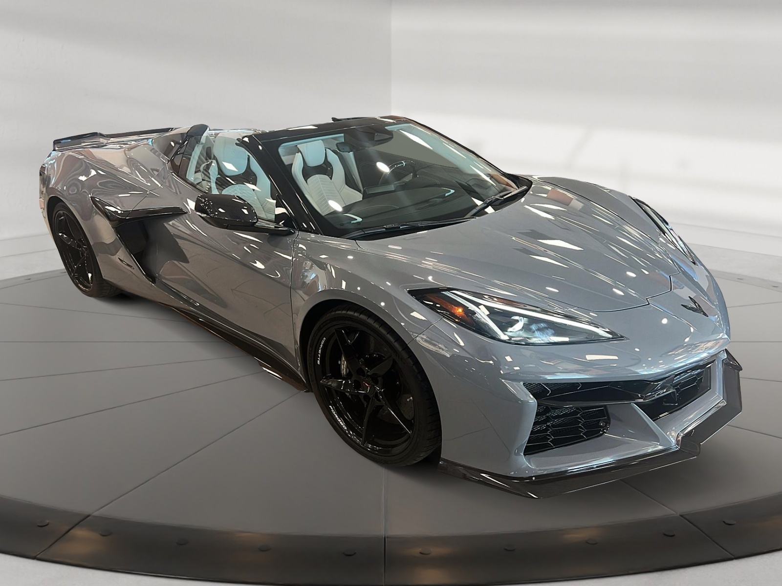 Chevrolet Corvette E-RAY 3LZ 2024 — photo 3