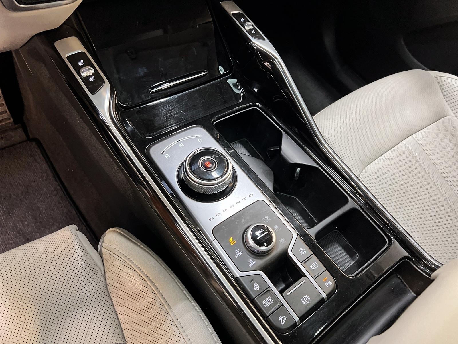Kia Sorento SX PHEV CUIR TOIT PANO NAV 4RM 2022 - image #16