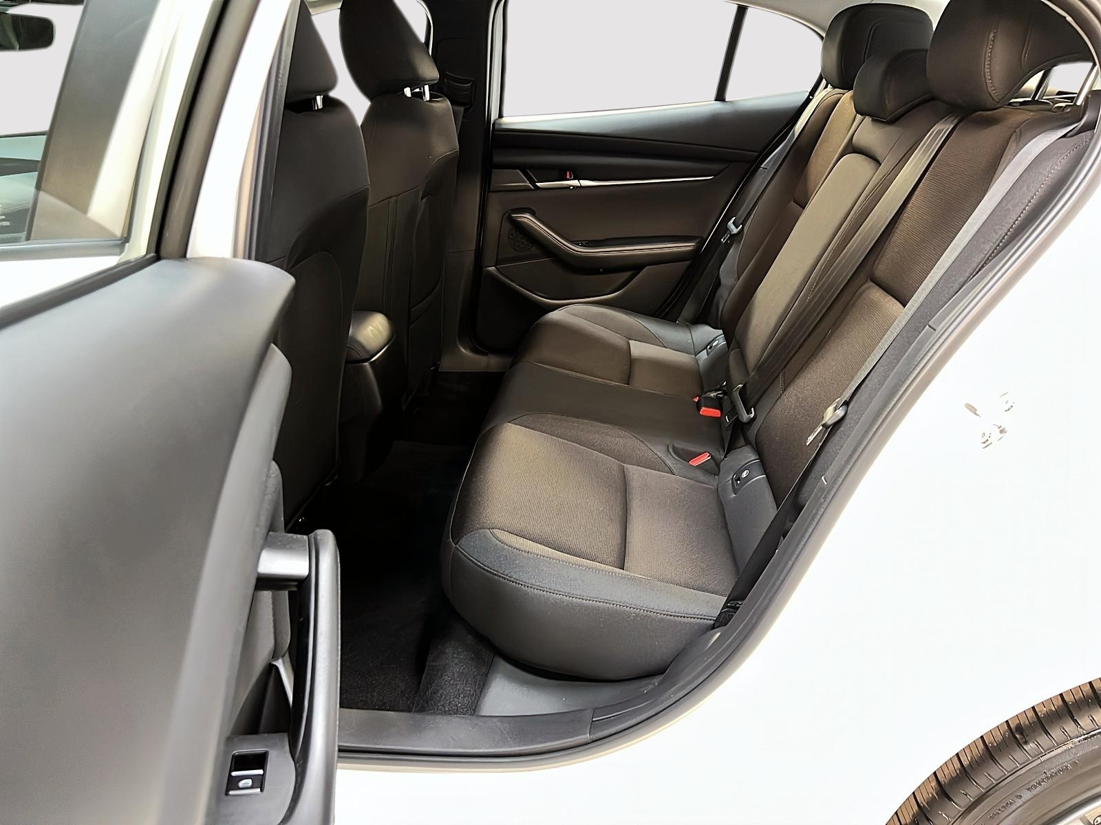 Mazda Mazda3 2025 - Image #9