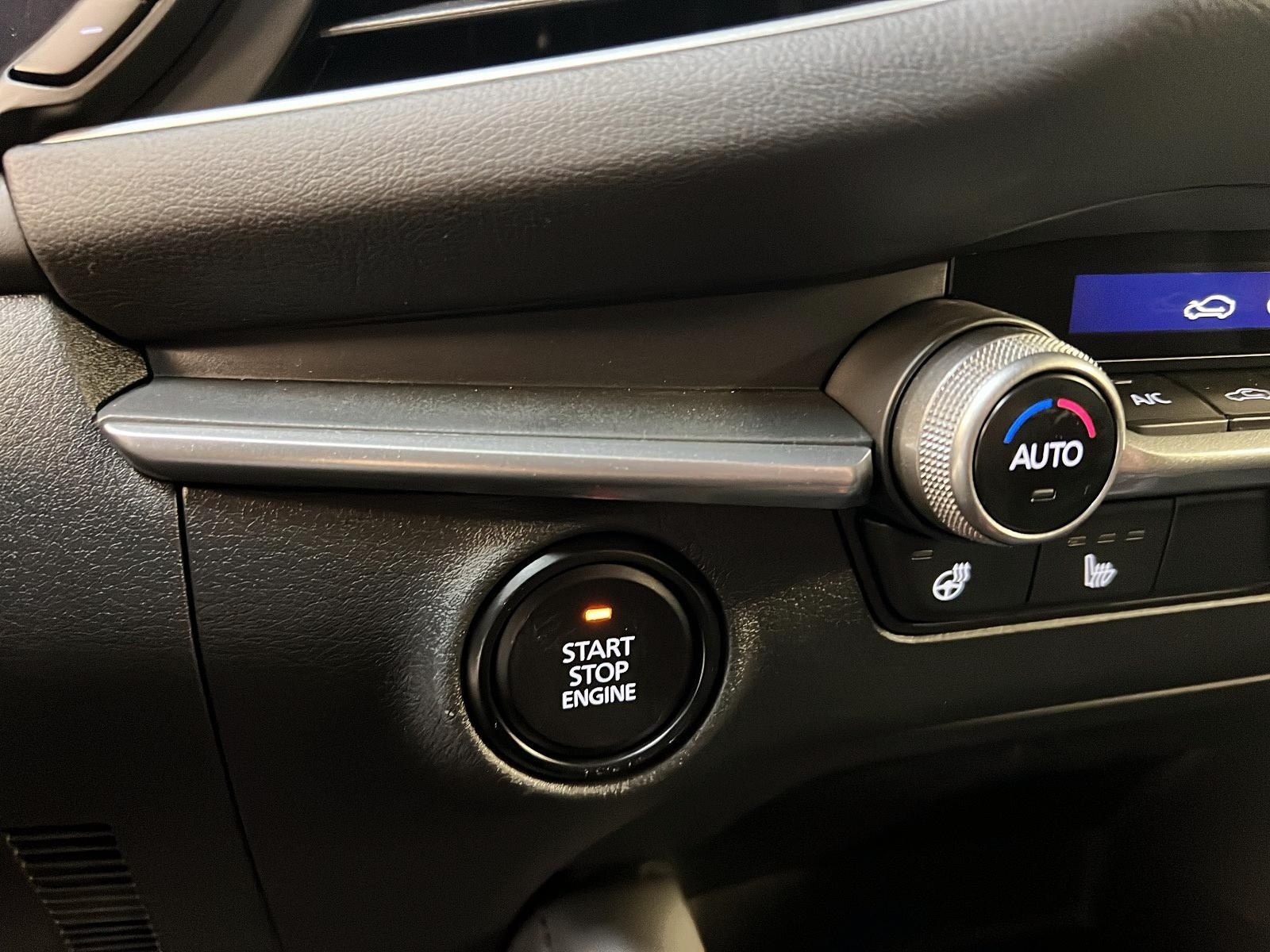 Mazda Mazda3 GS 2025 - image #18