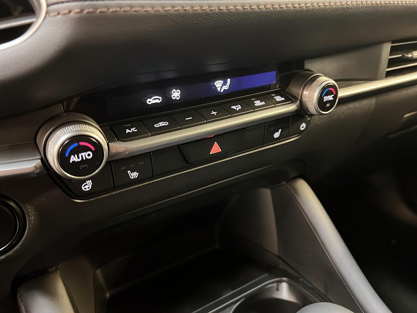 Mazda Mazda3 GS 2025 - image #14