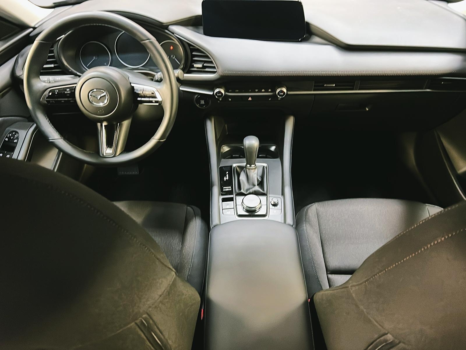 Mazda Mazda3 GS 2025 - image #10