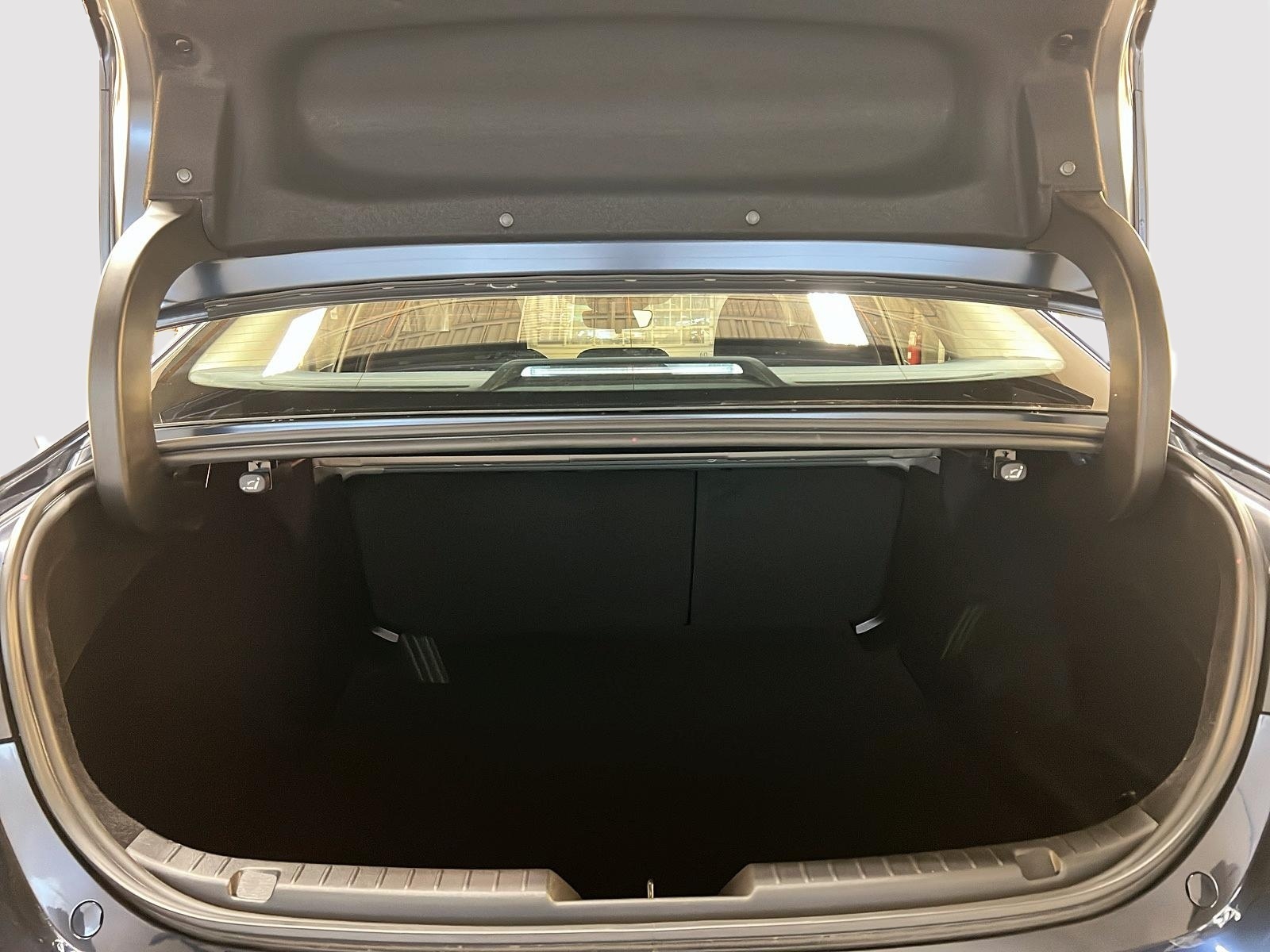 Mazda Mazda3 GS 2025 - image #12