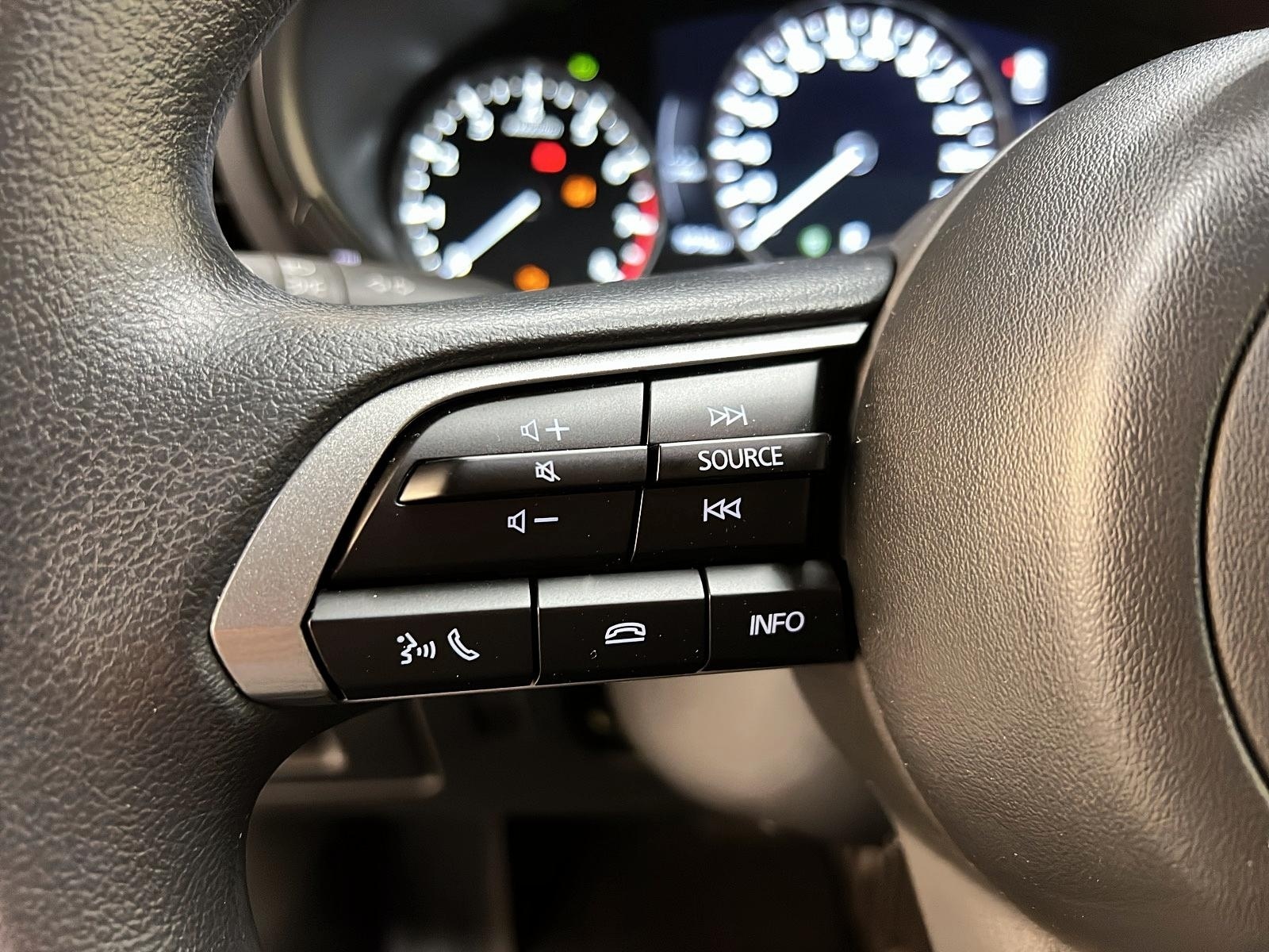 Mazda Mazda3 Sport GX 2025 - image #20