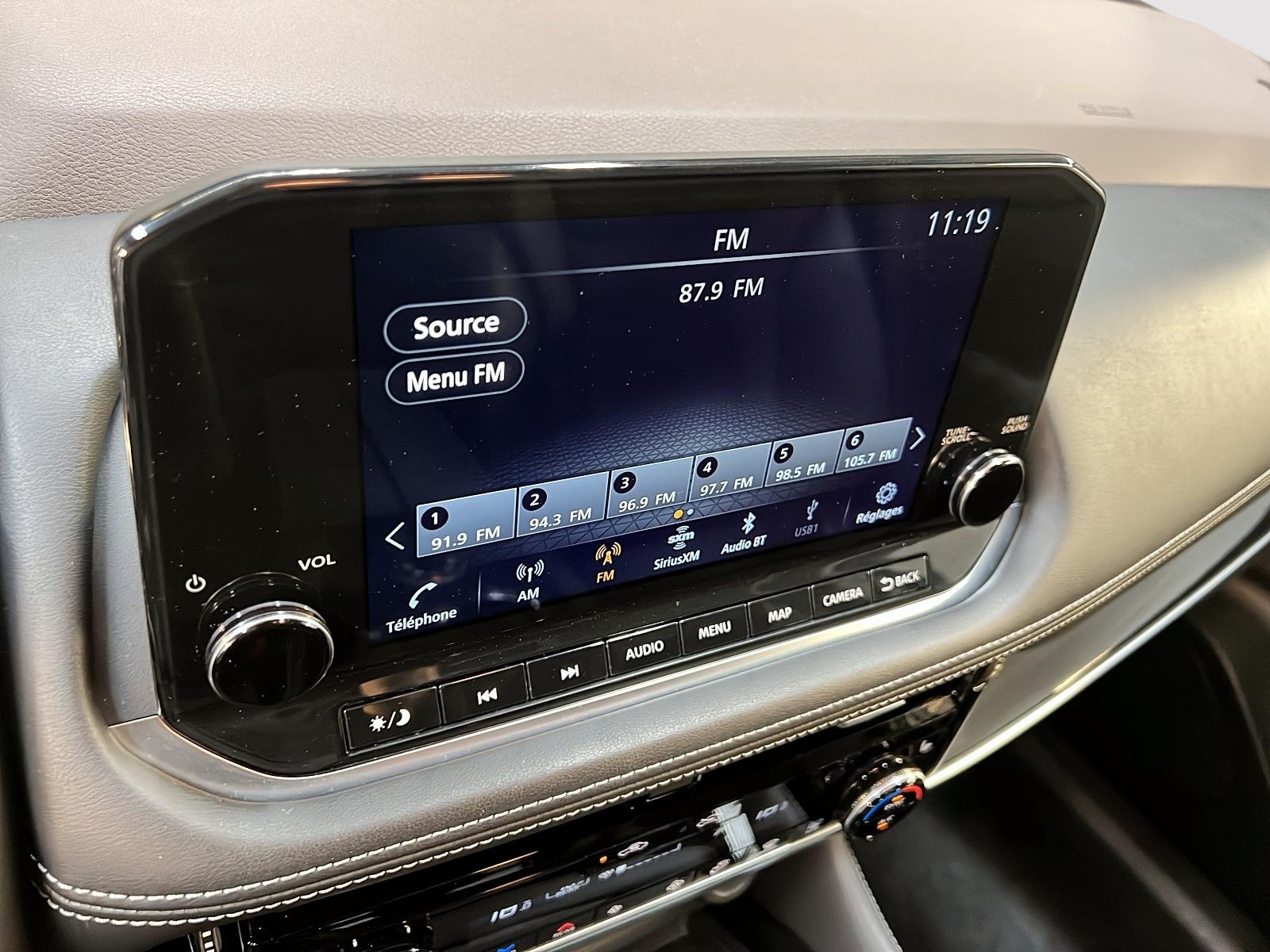 Nissan Rogue SL CUIR TOIT PANO NAV 4RM 2022 - image #18