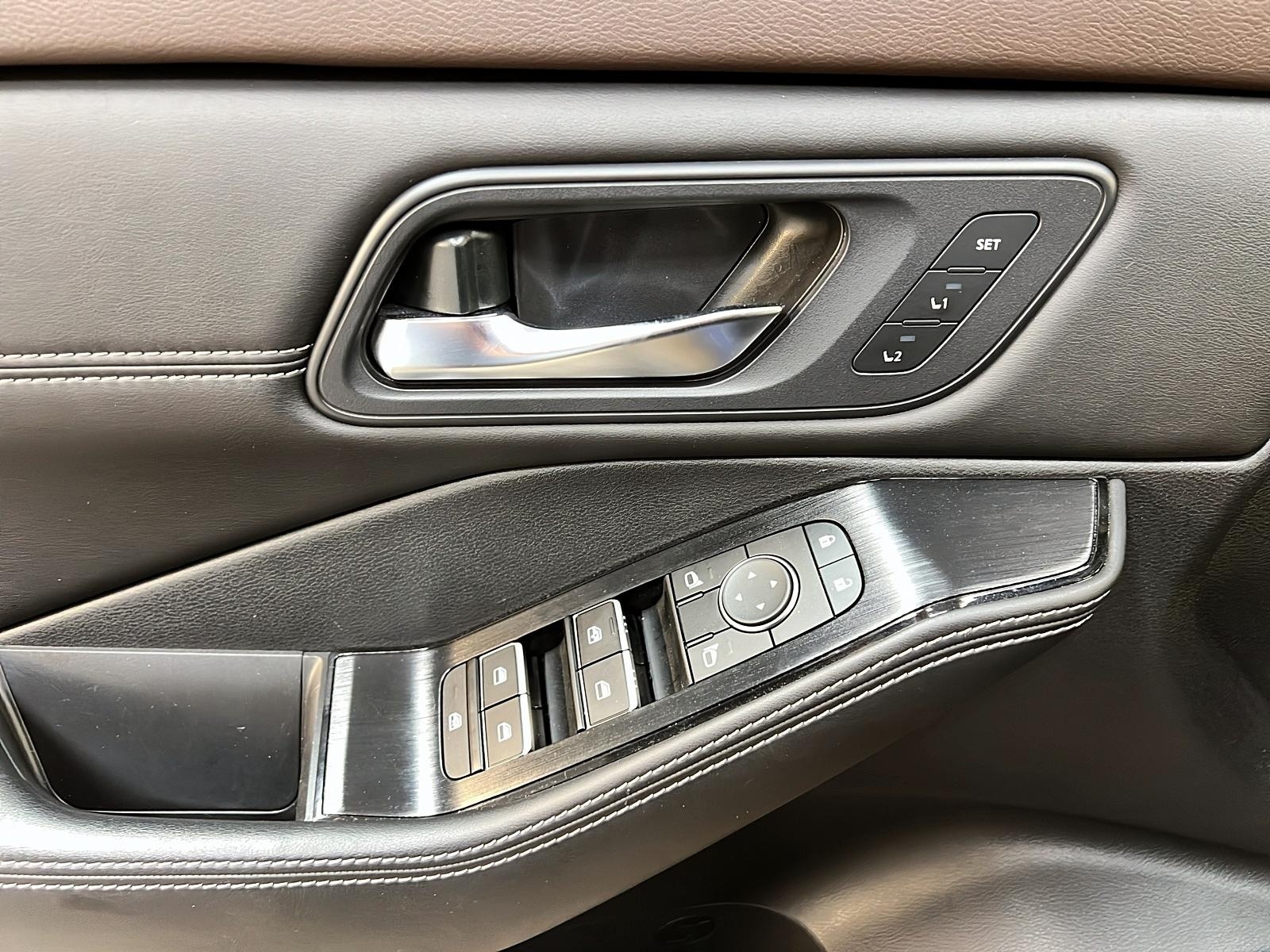Nissan Rogue 2022 - Image #25