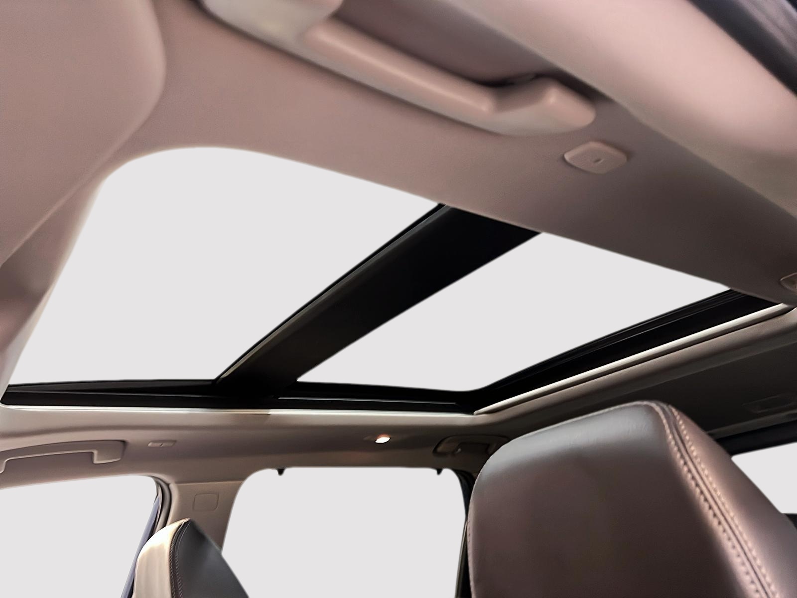 Nissan Rogue 2022 - Image #10