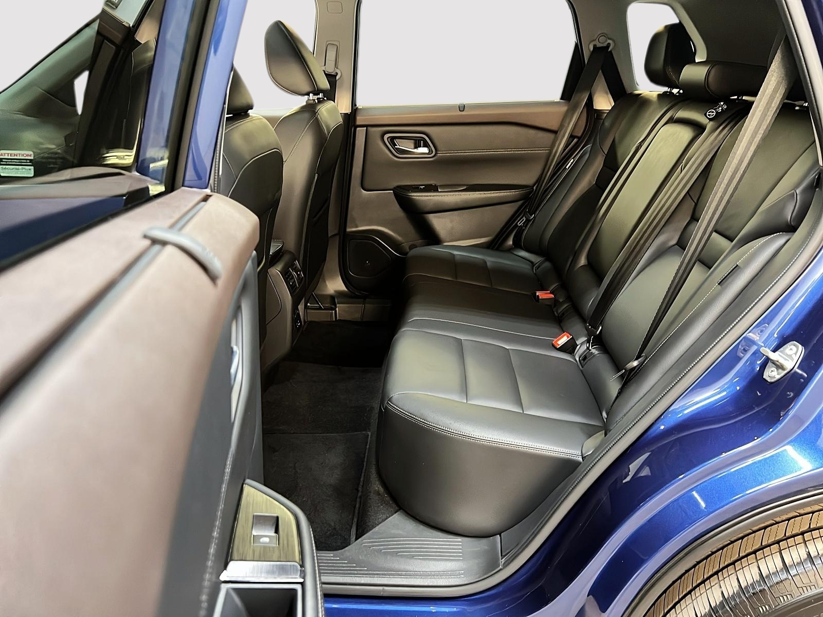 Nissan Rogue SL CUIR TOIT PANO NAV 4RM 2022 - image #9
