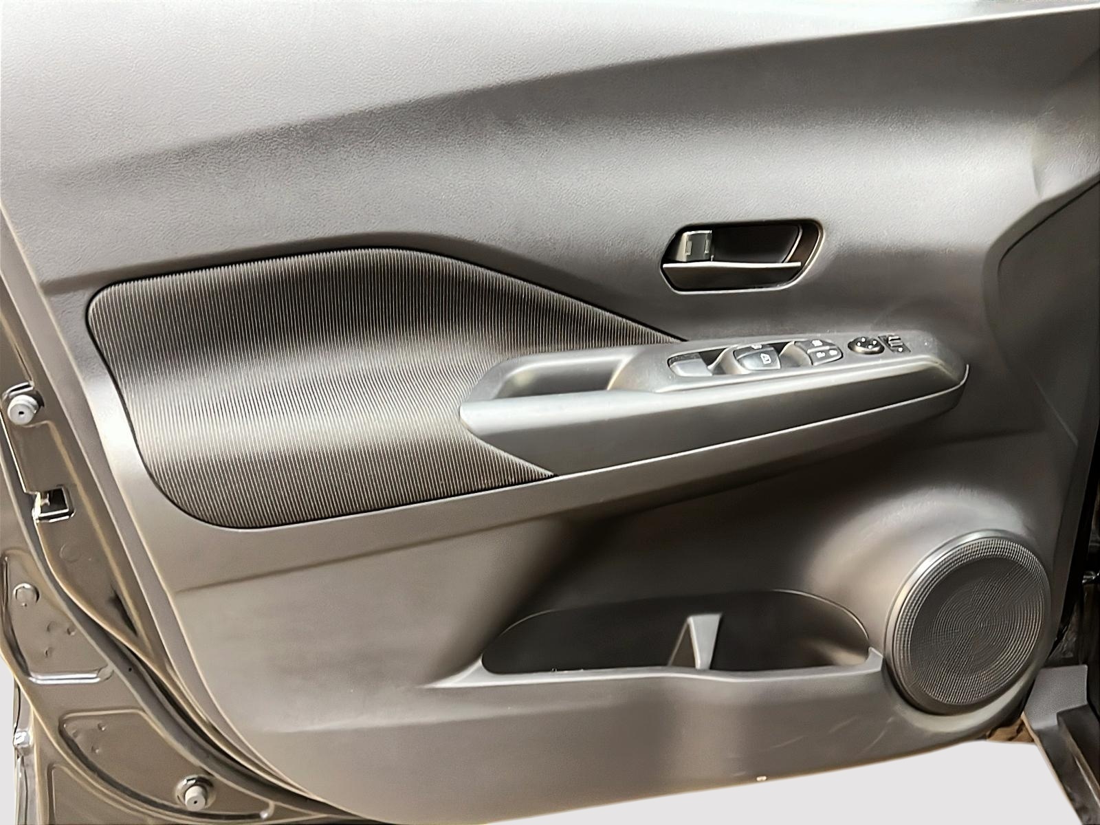 Nissan Kicks S 2024 - image #22