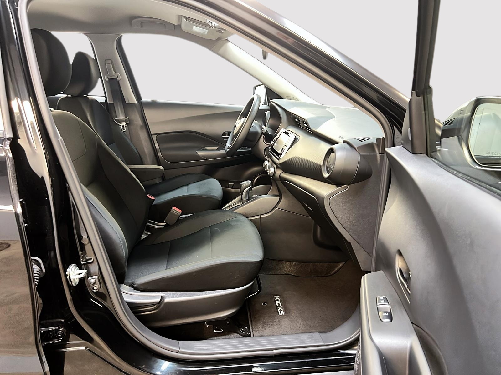 Nissan Kicks S 2024 - image #8