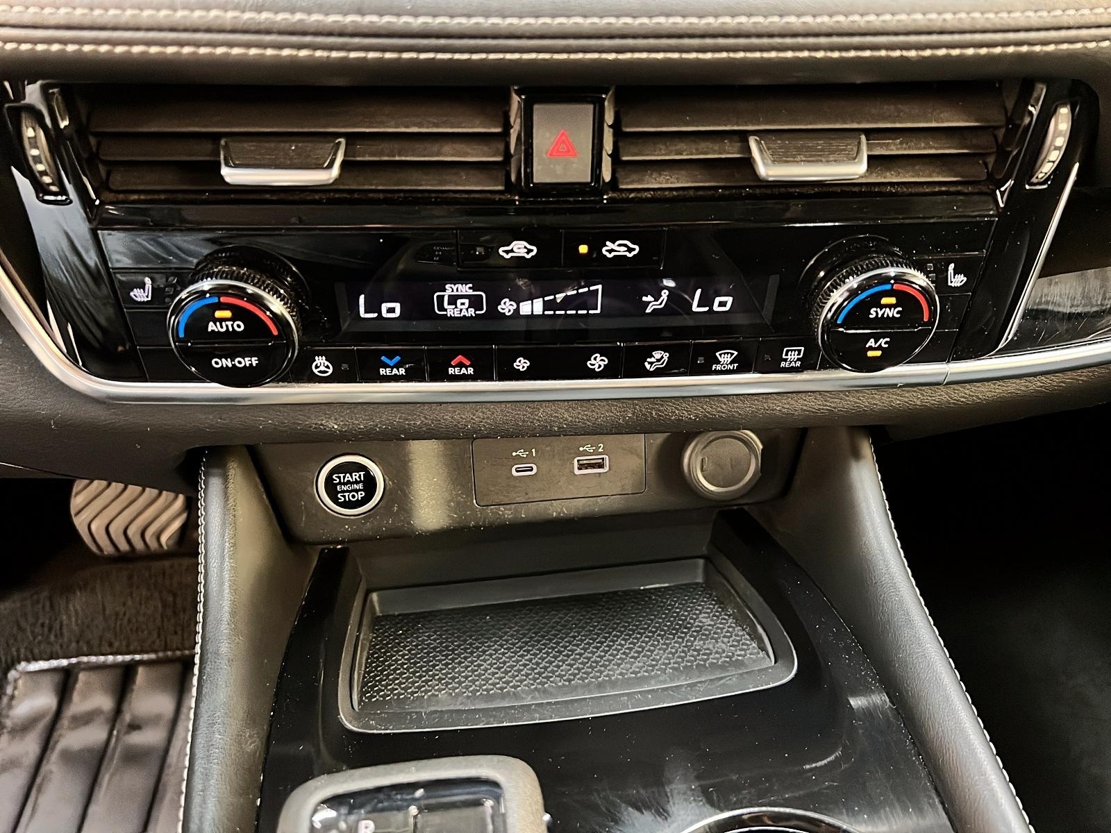 Nissan Rogue SL CUIR TOIT PANO NAV 4RM 2023 - image #17