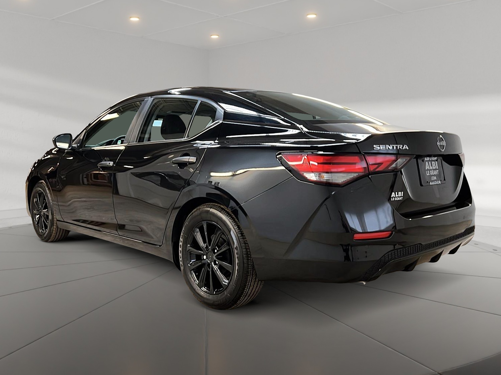 Nissan Sentra S 2024 - image #6