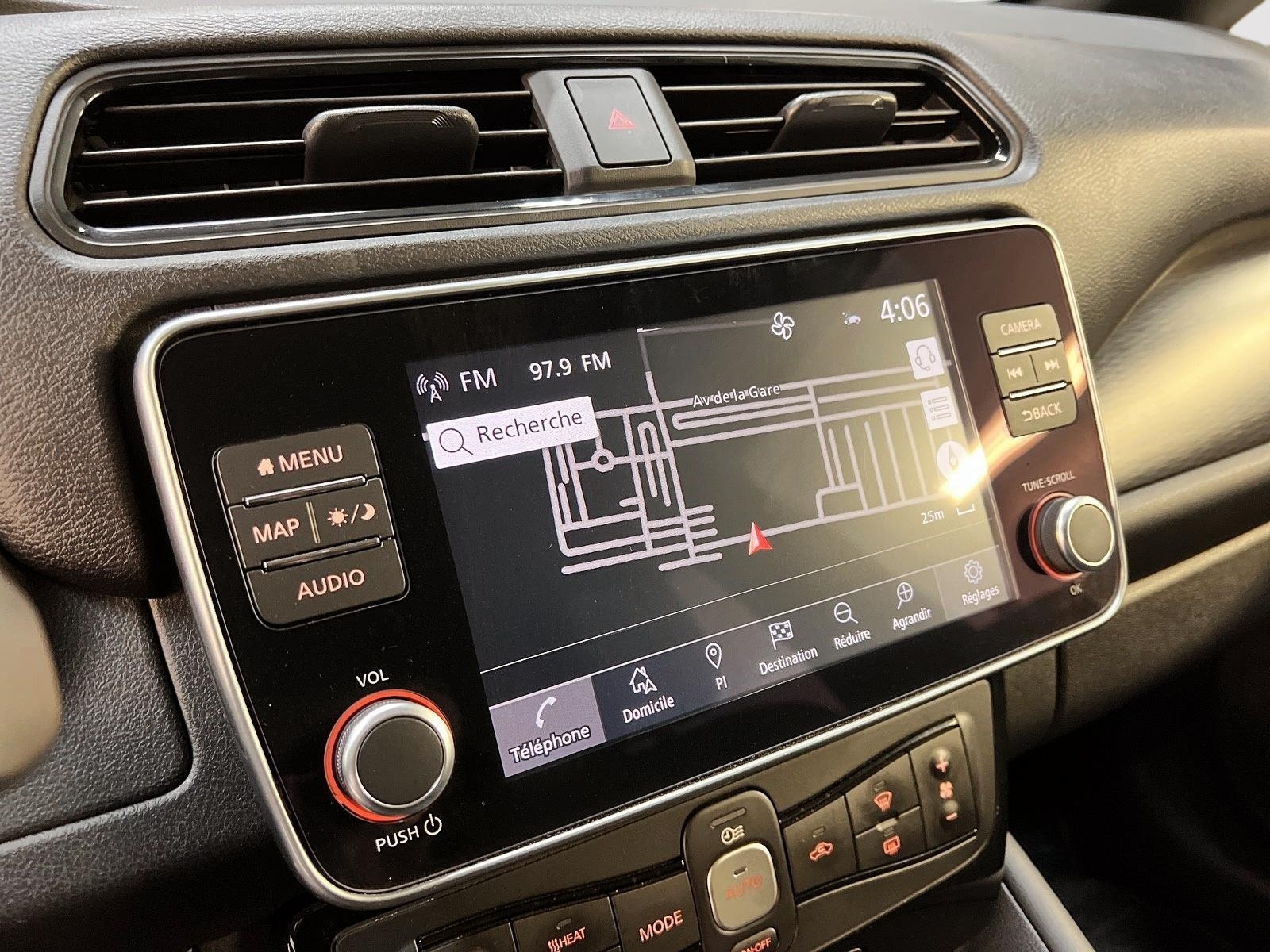 Nissan Leaf SV PLUS NAV 2024 - image #17