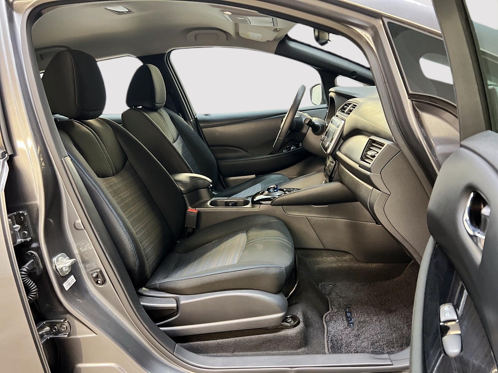 Nissan Leaf SV PLUS NAV 2024 - image #8