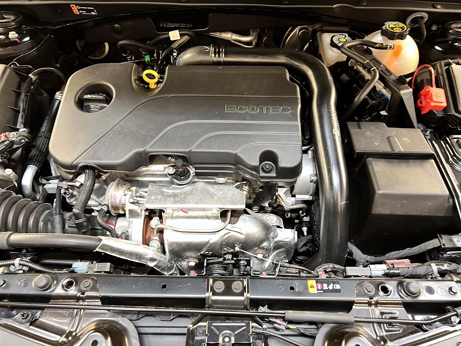 Chevrolet Malibu LT 2022 - image #11