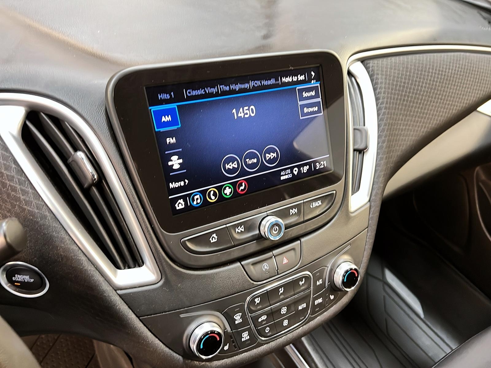 Chevrolet Malibu LT 2022 - image #15