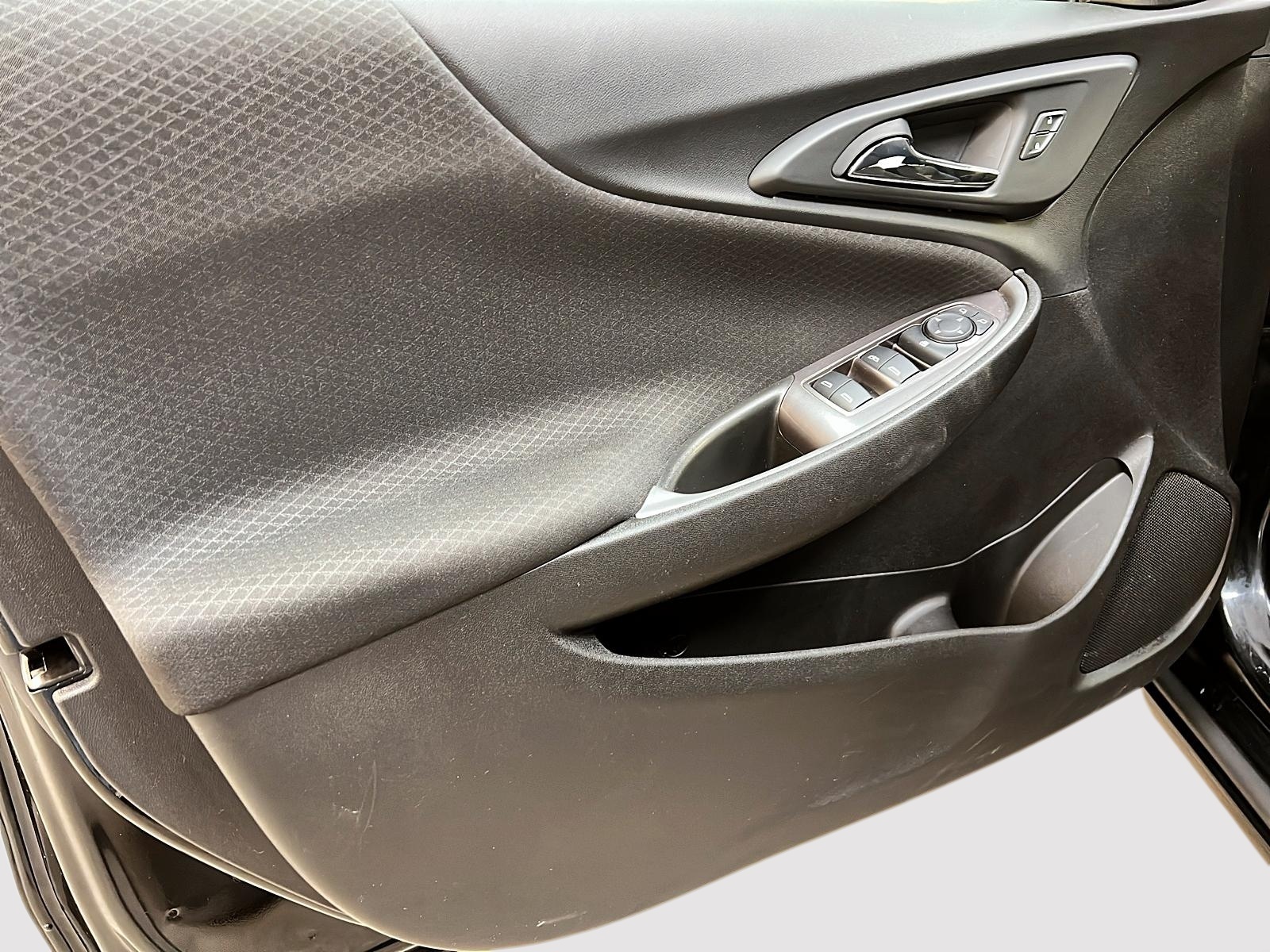 Chevrolet Malibu LT 2022 - image #22