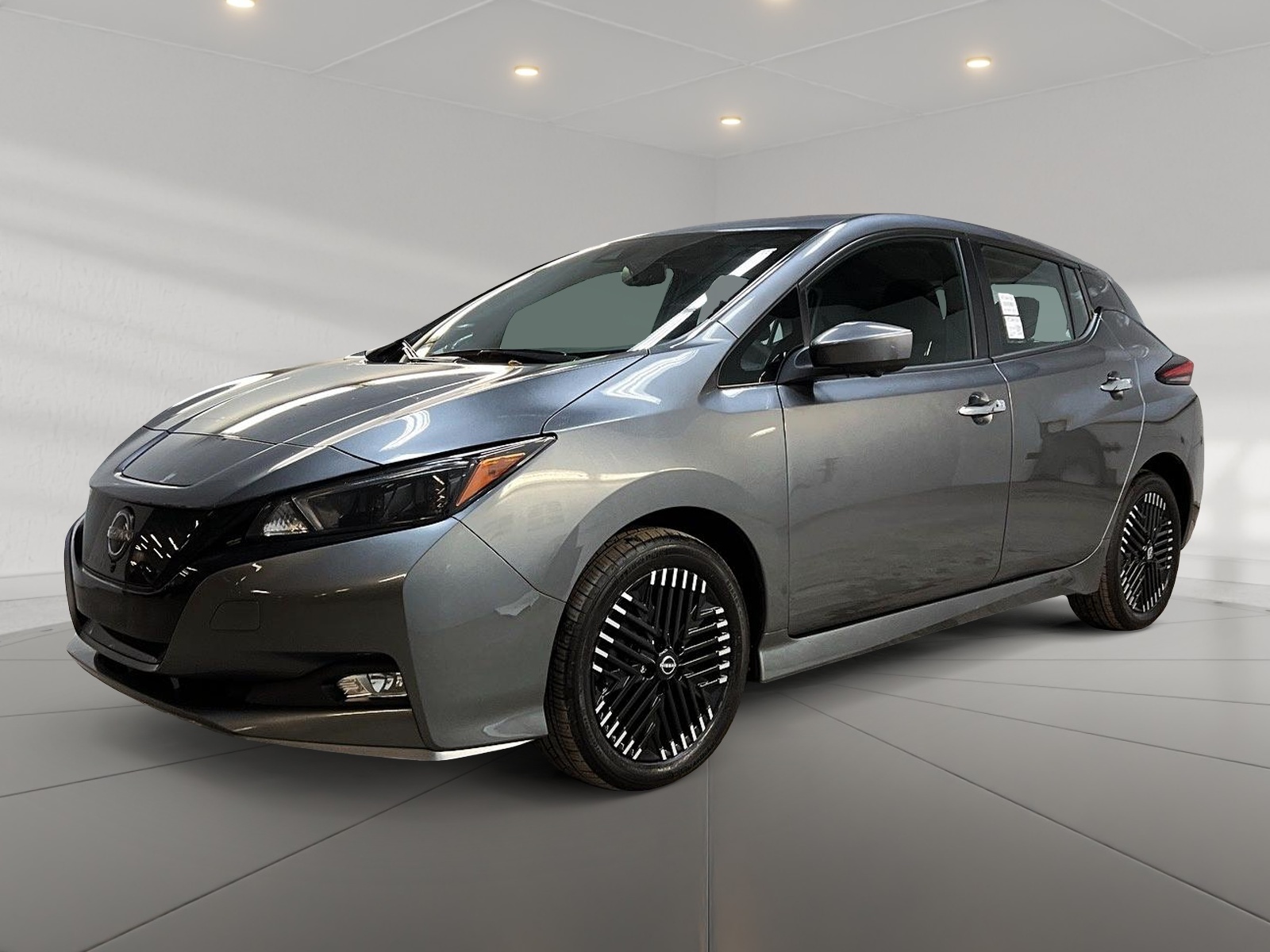 Nissan Leaf SV PLUS NAV 2024 - image #1