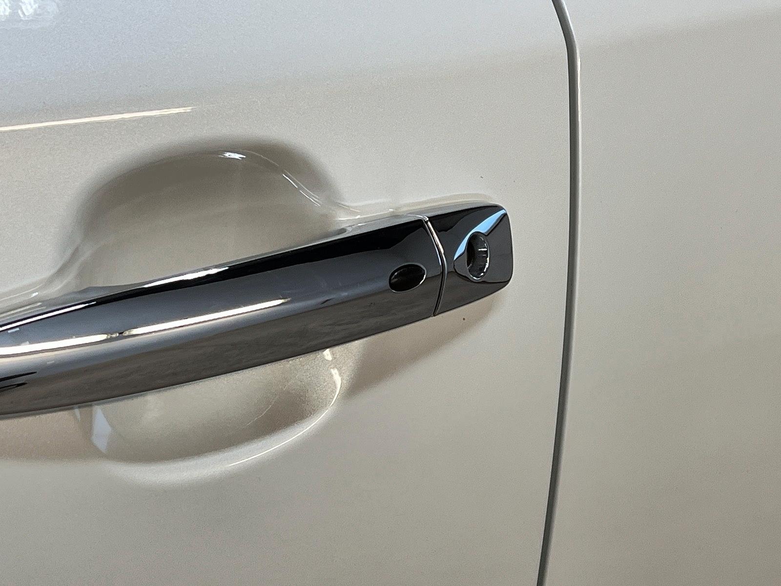 Nissan Leaf SV NAV 2024 - image #25